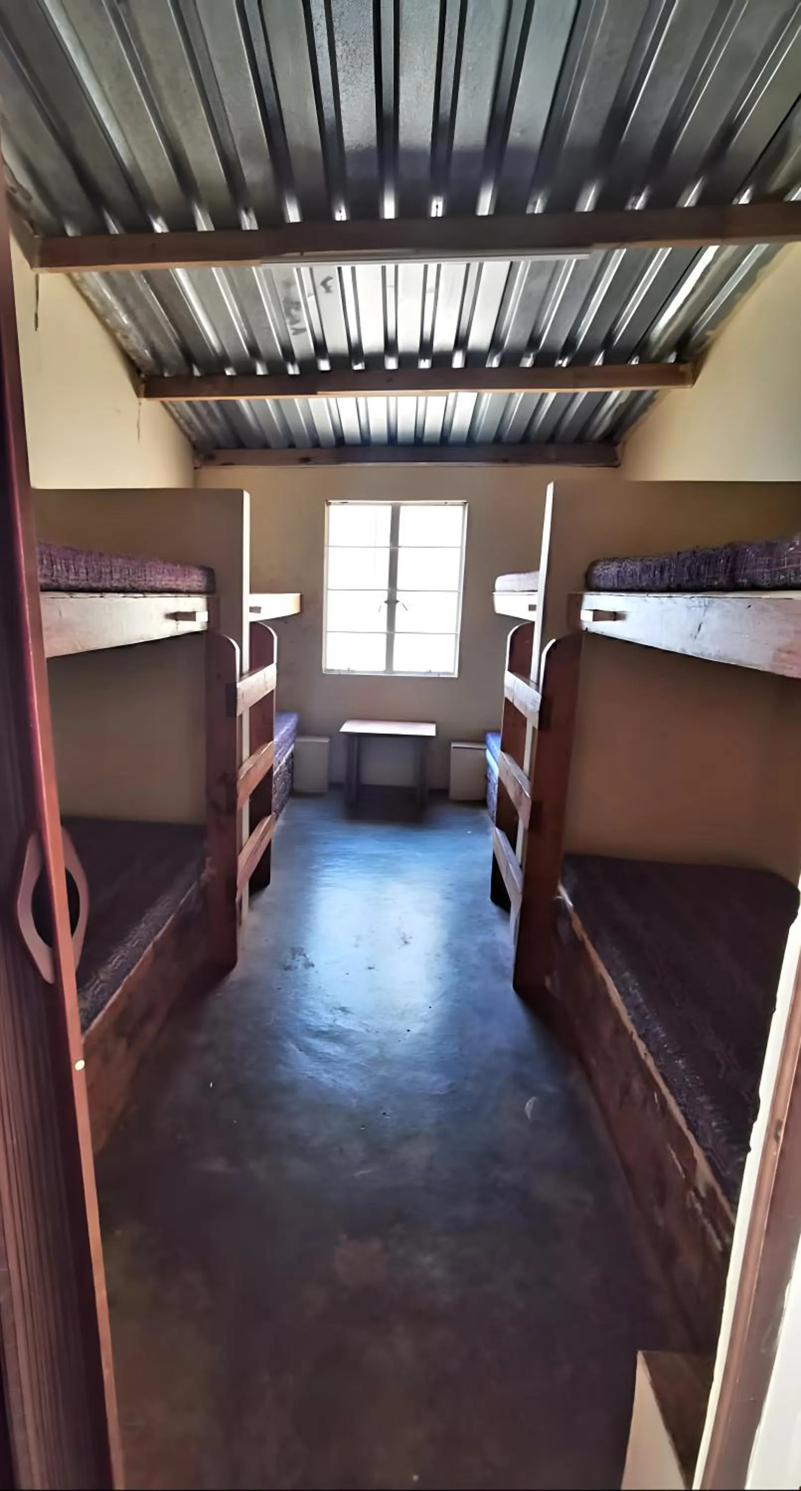 Bed in Elangeni Holiday Resort