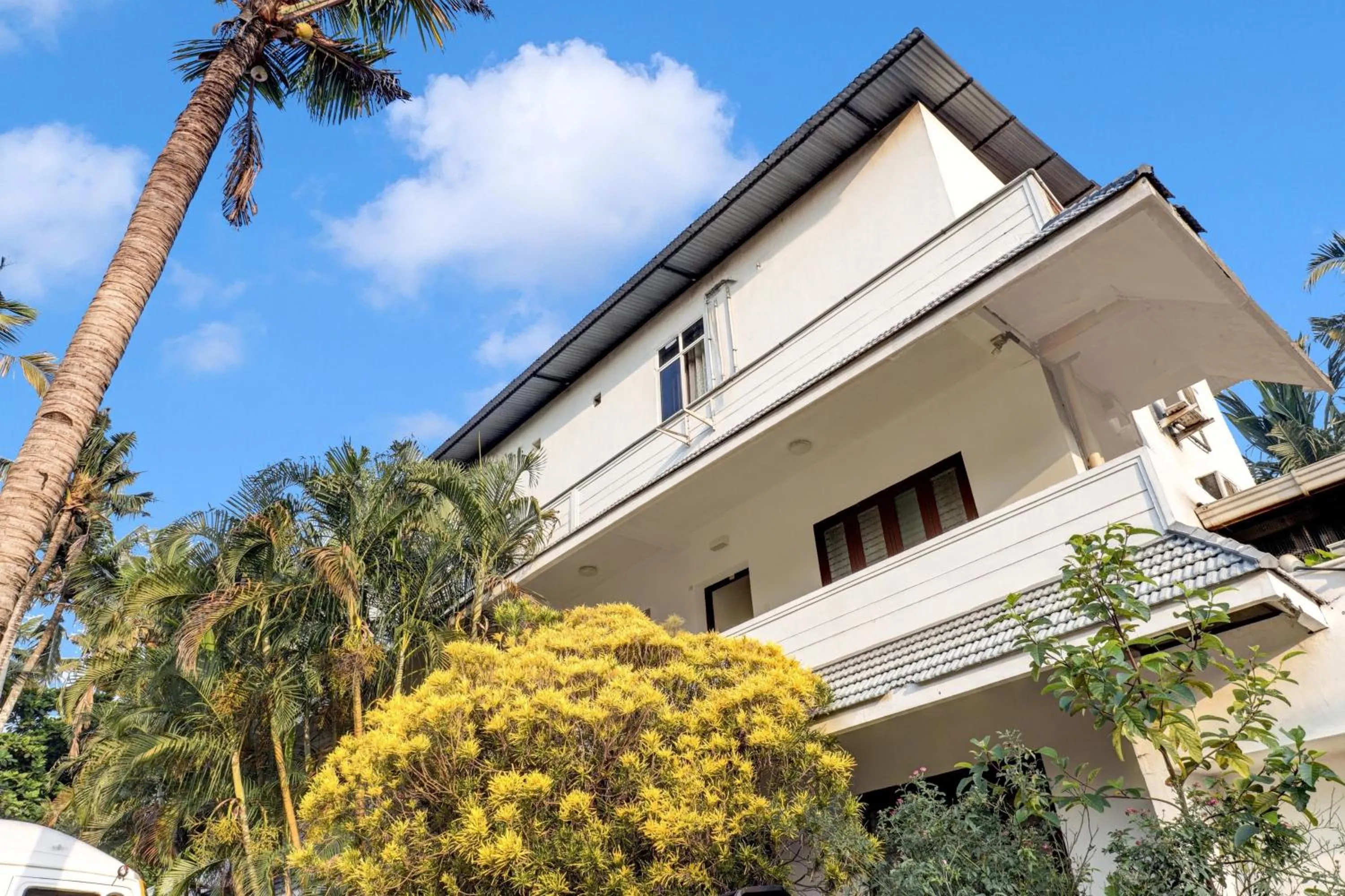 Facade/entrance in Super Hotel O Kazhakoottam Near AL SAJ Convention Centre