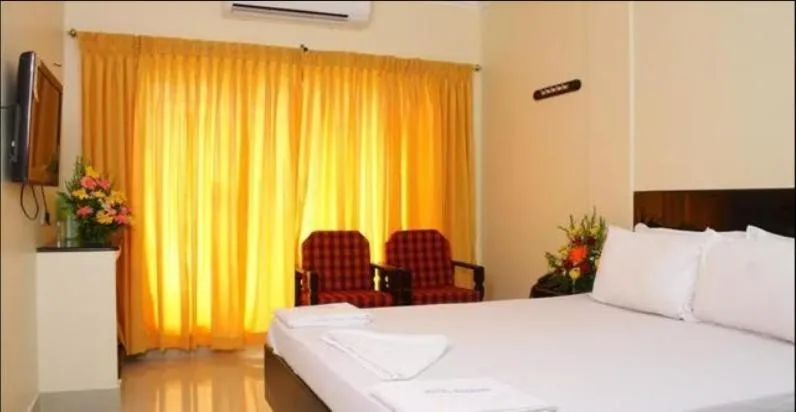 Bed in HOTEL BHARANI