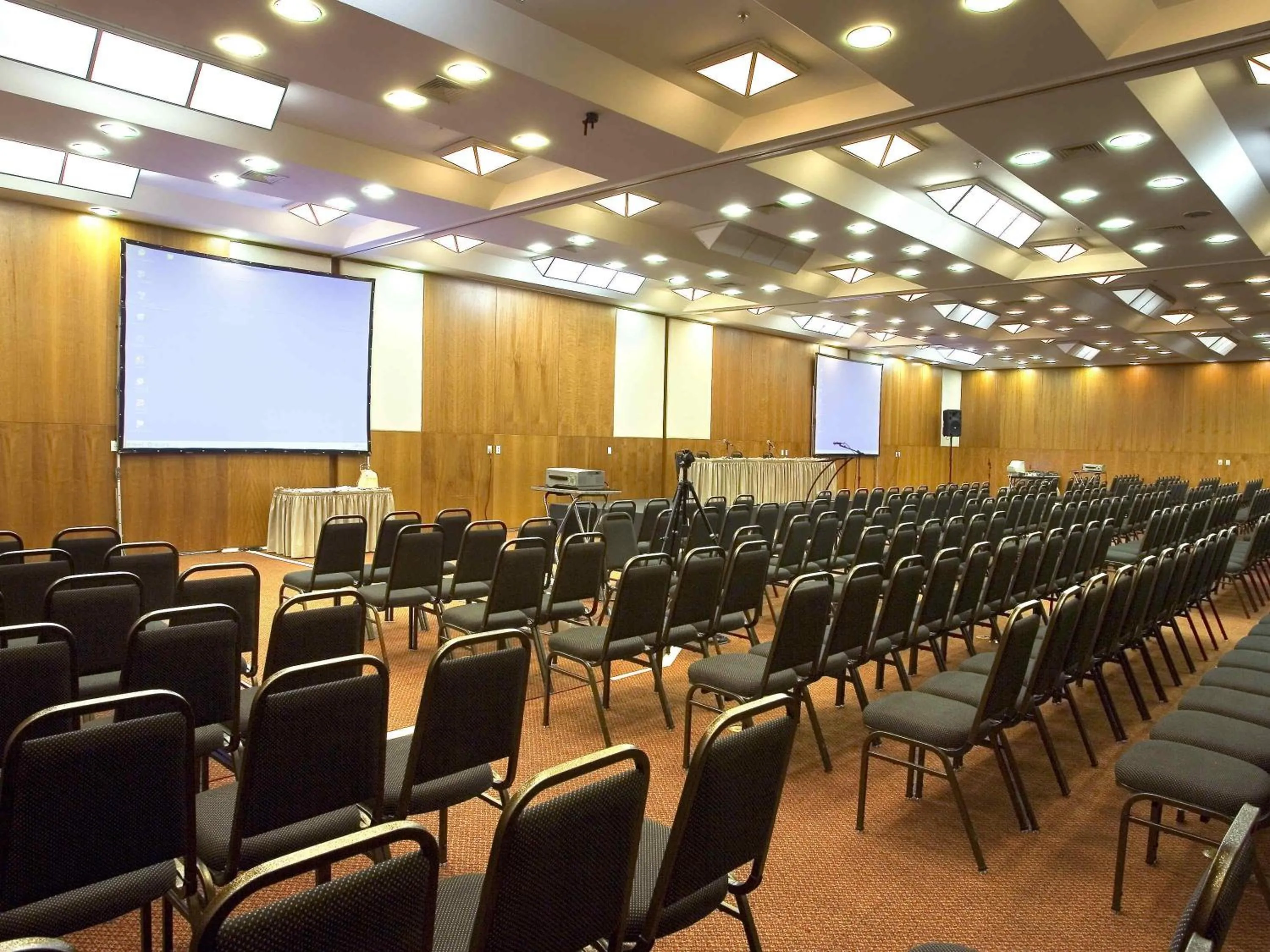 Business facilities in Mercure Belo Horizonte Lourdes