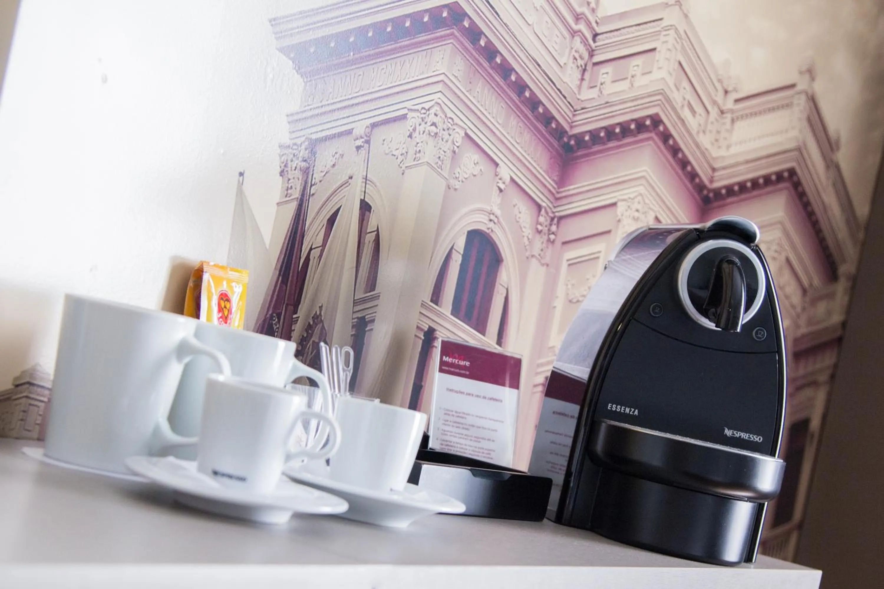 Coffee/tea facilities in Mercure Belo Horizonte Lourdes