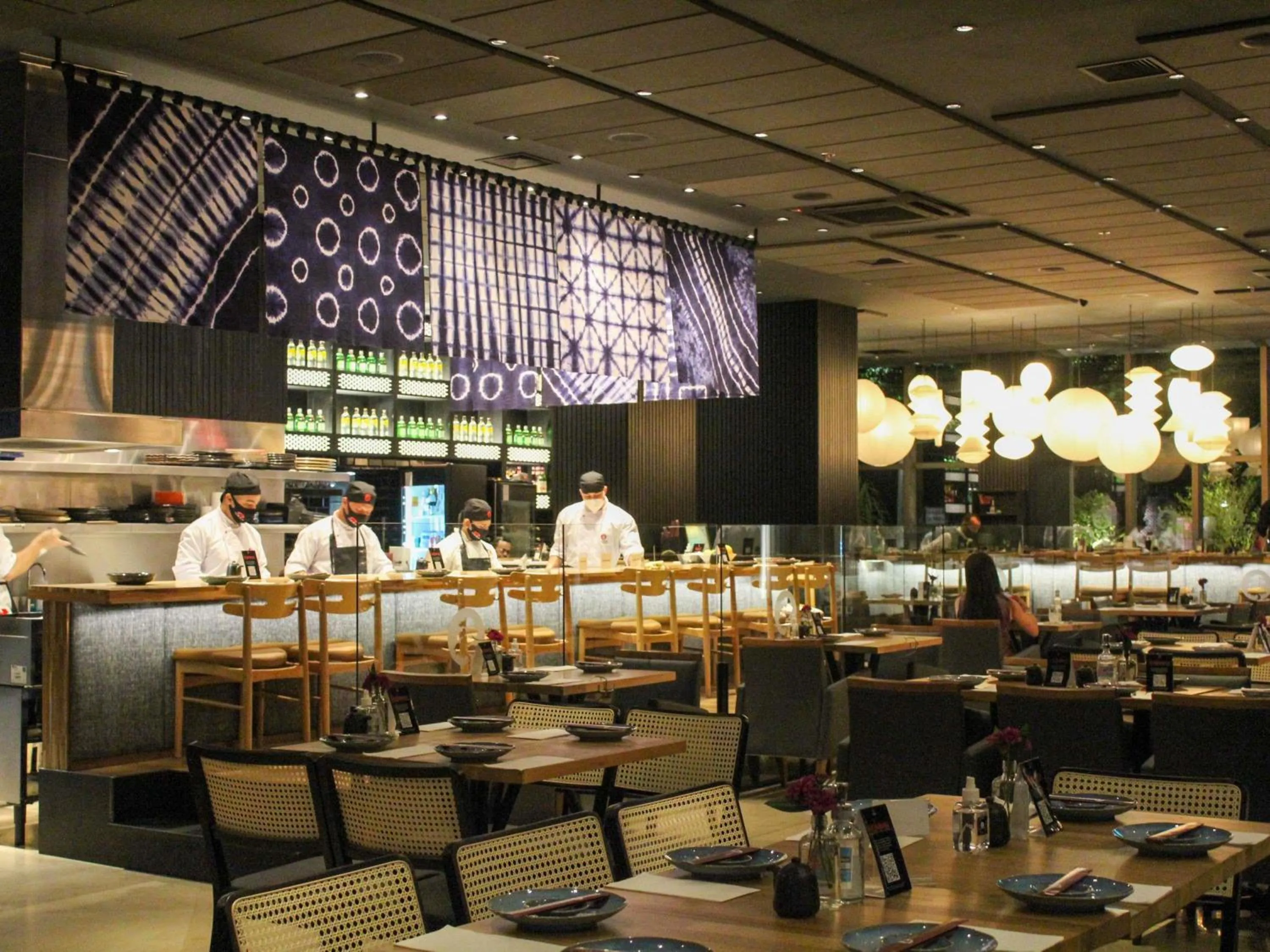 Restaurant/places to eat in Mercure Belo Horizonte Lourdes