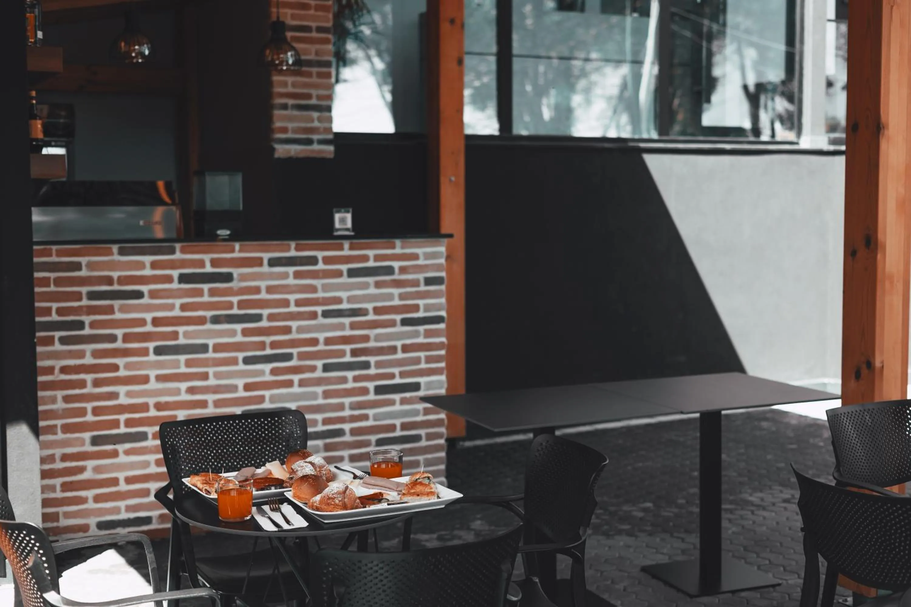 Buffet breakfast in Hotel Beke