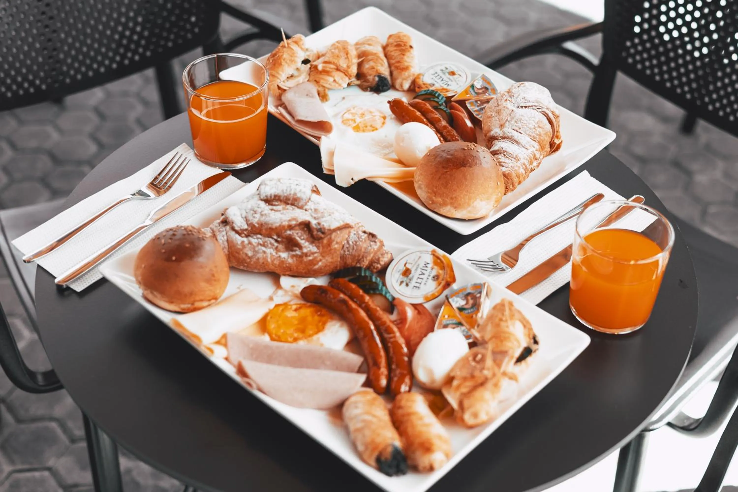 Breakfast in Hotel Beke