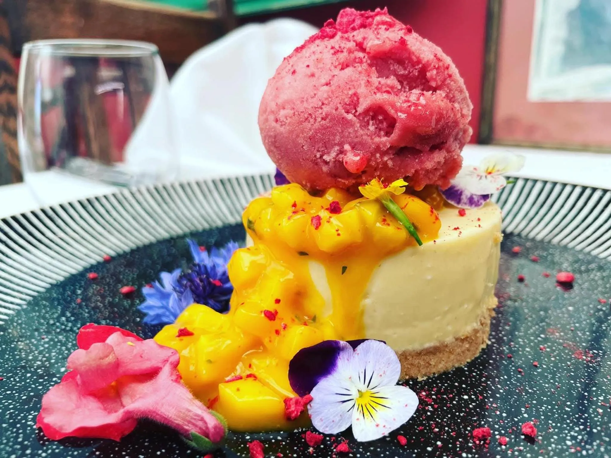 Restaurant/places to eat in Ranfield's Brasserie Hotel Rooms