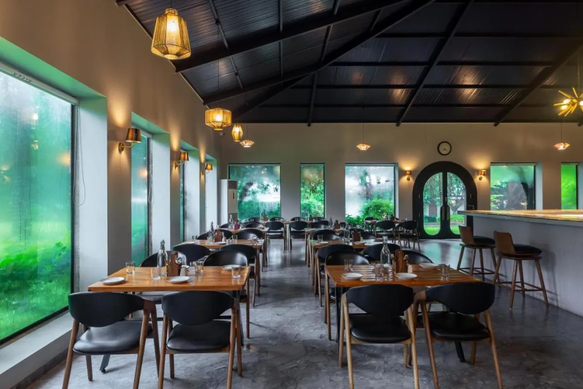 Restaurant/places to eat in River Estates Resort, Restaurant & Spa by Vibescapes