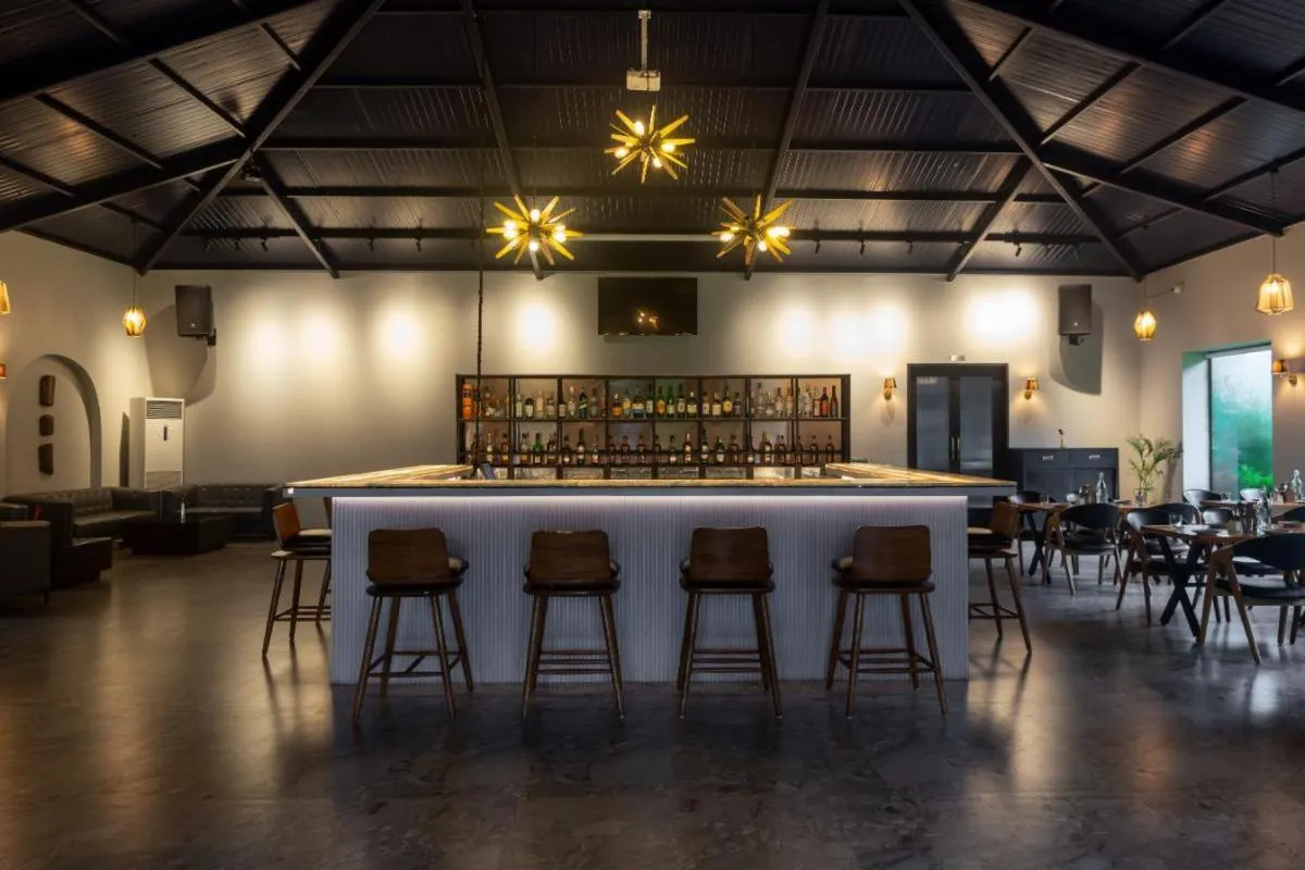 Restaurant/places to eat in River Estates Resort, Restaurant & Spa by Vibescapes