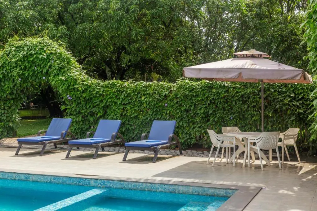 Patio in River Estates Resort, Restaurant & Spa by Vibescapes