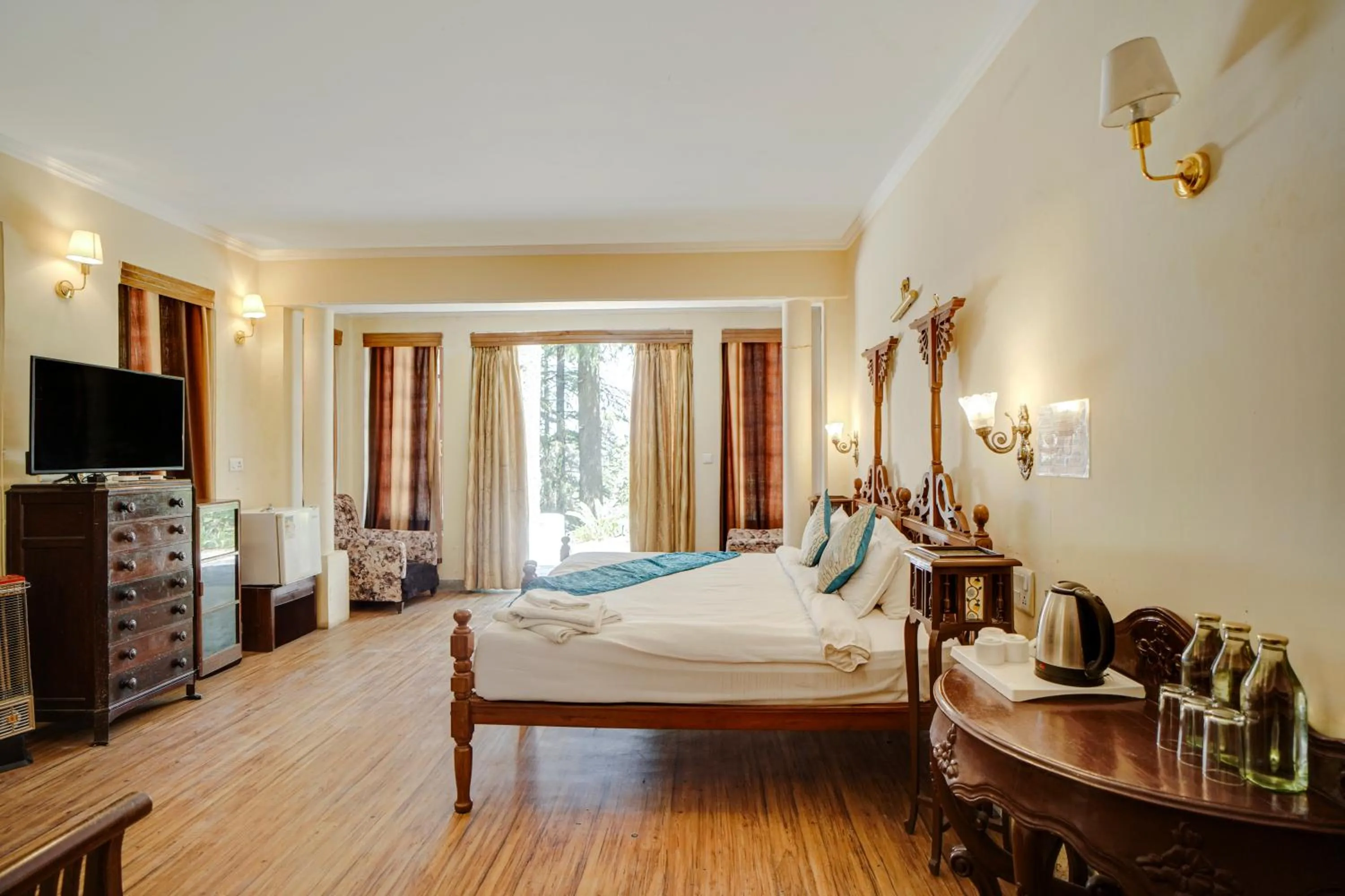 Bed in Shimla British Resort