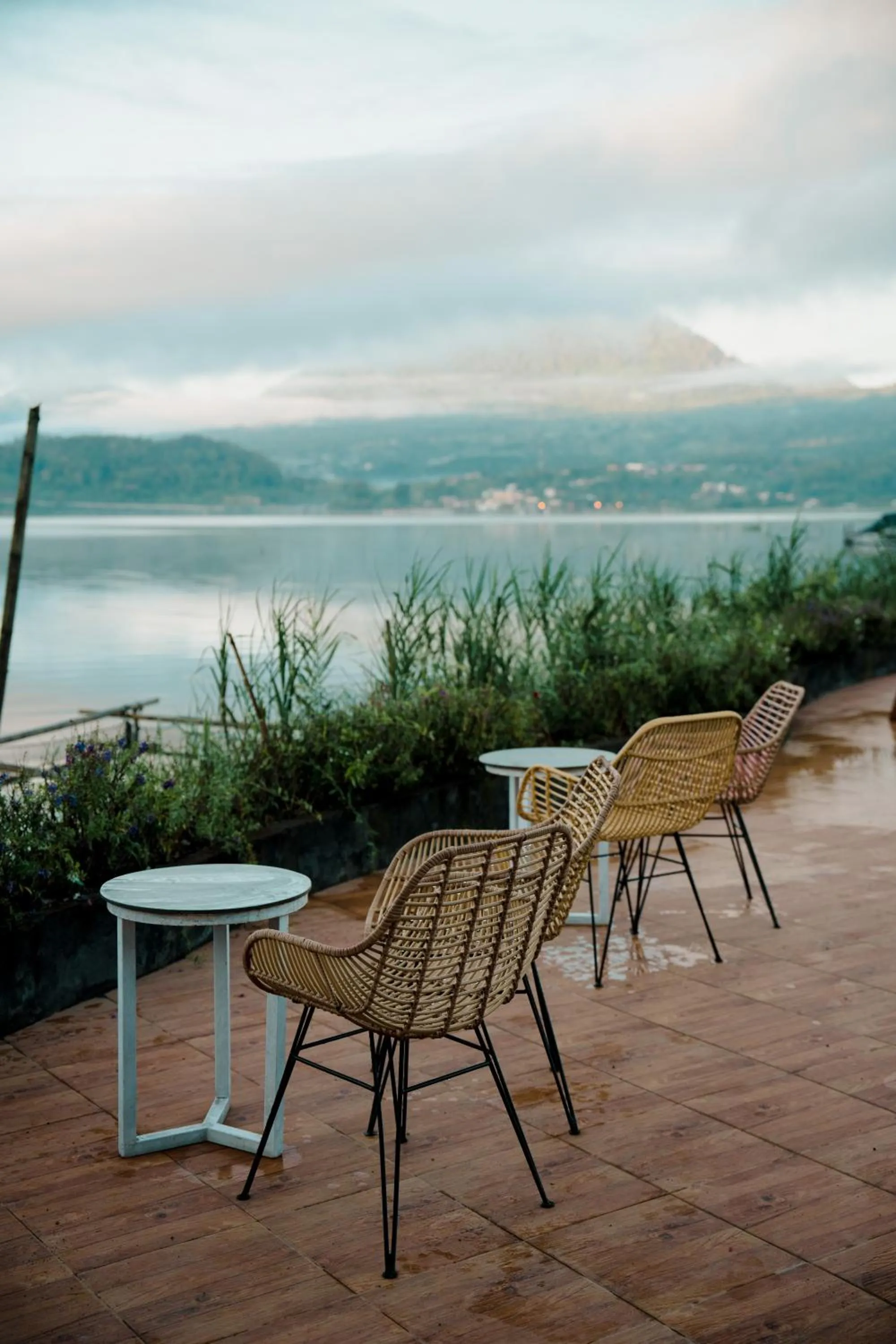 Lake view in The Dewi Bedugul