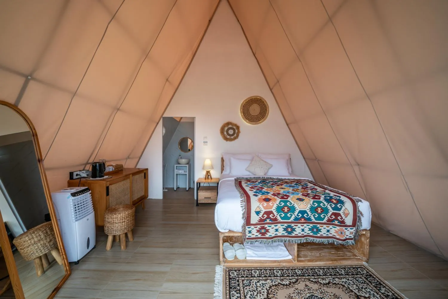 Bed in The Dewi Bedugul