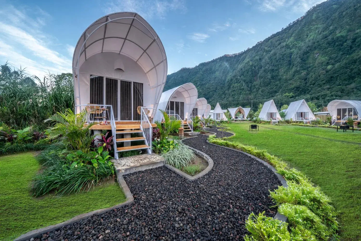 Deluxe Lake View Tent in The Dewi Bedugul Deluxe Lake View Tent in The Dewi Bedugul