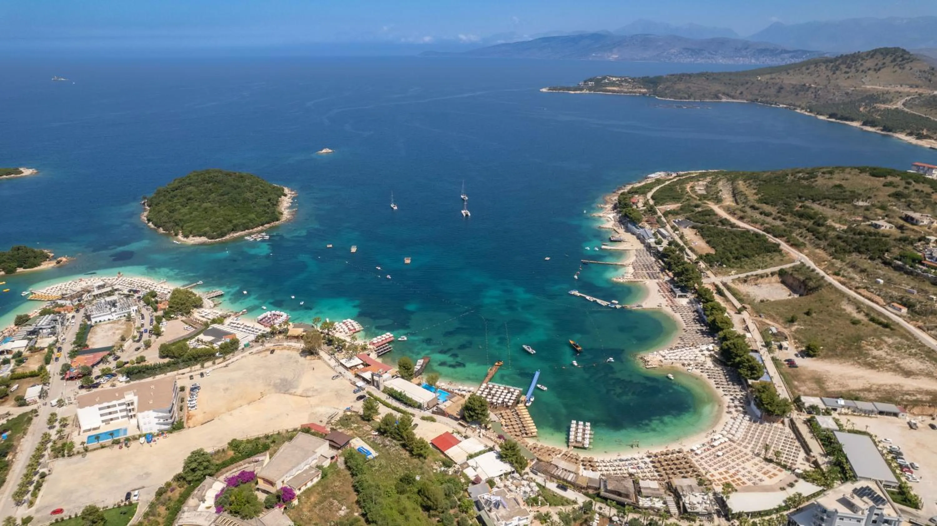 Nearby landmark in Golden Hotel