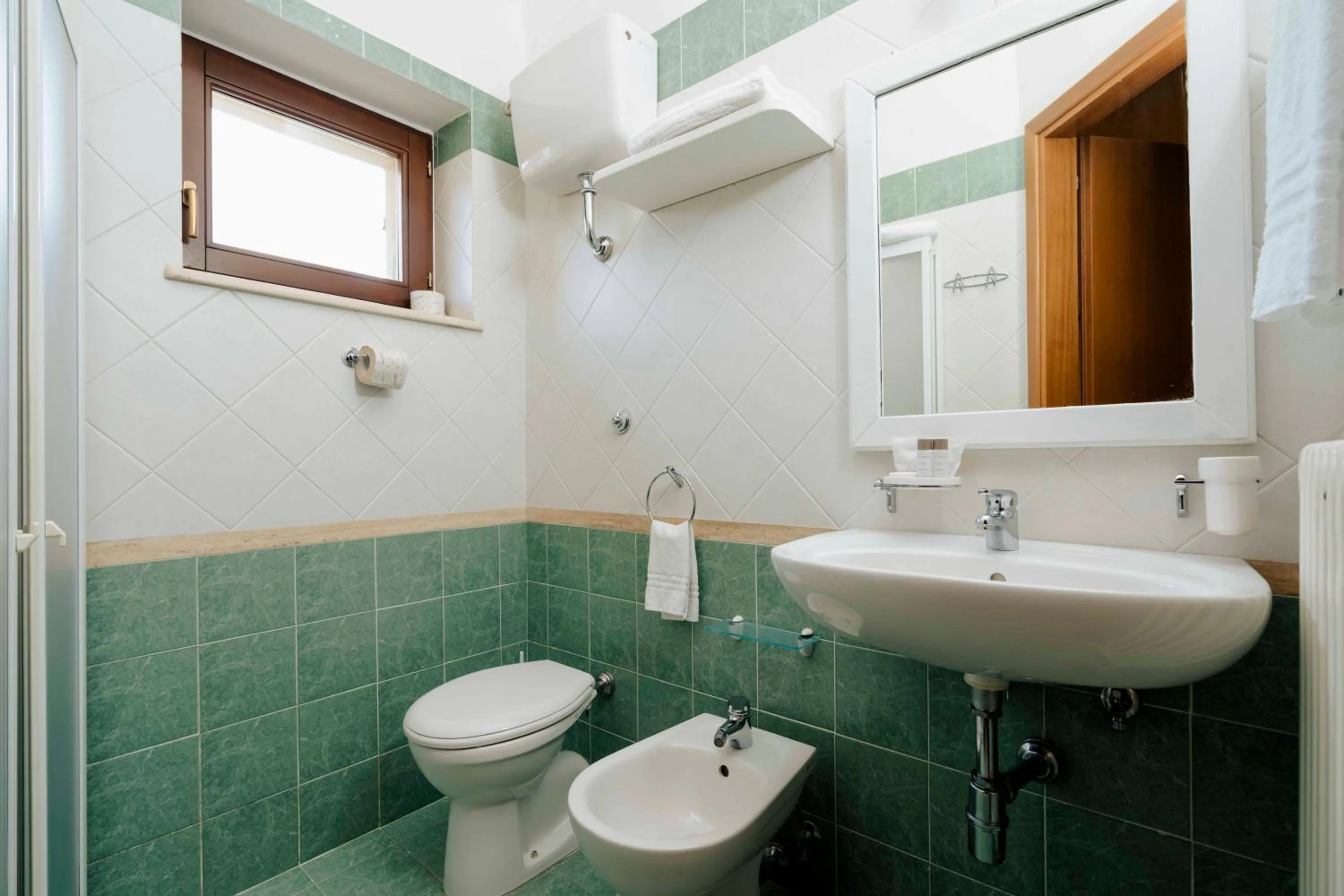 Bathroom in Hotel Altevie