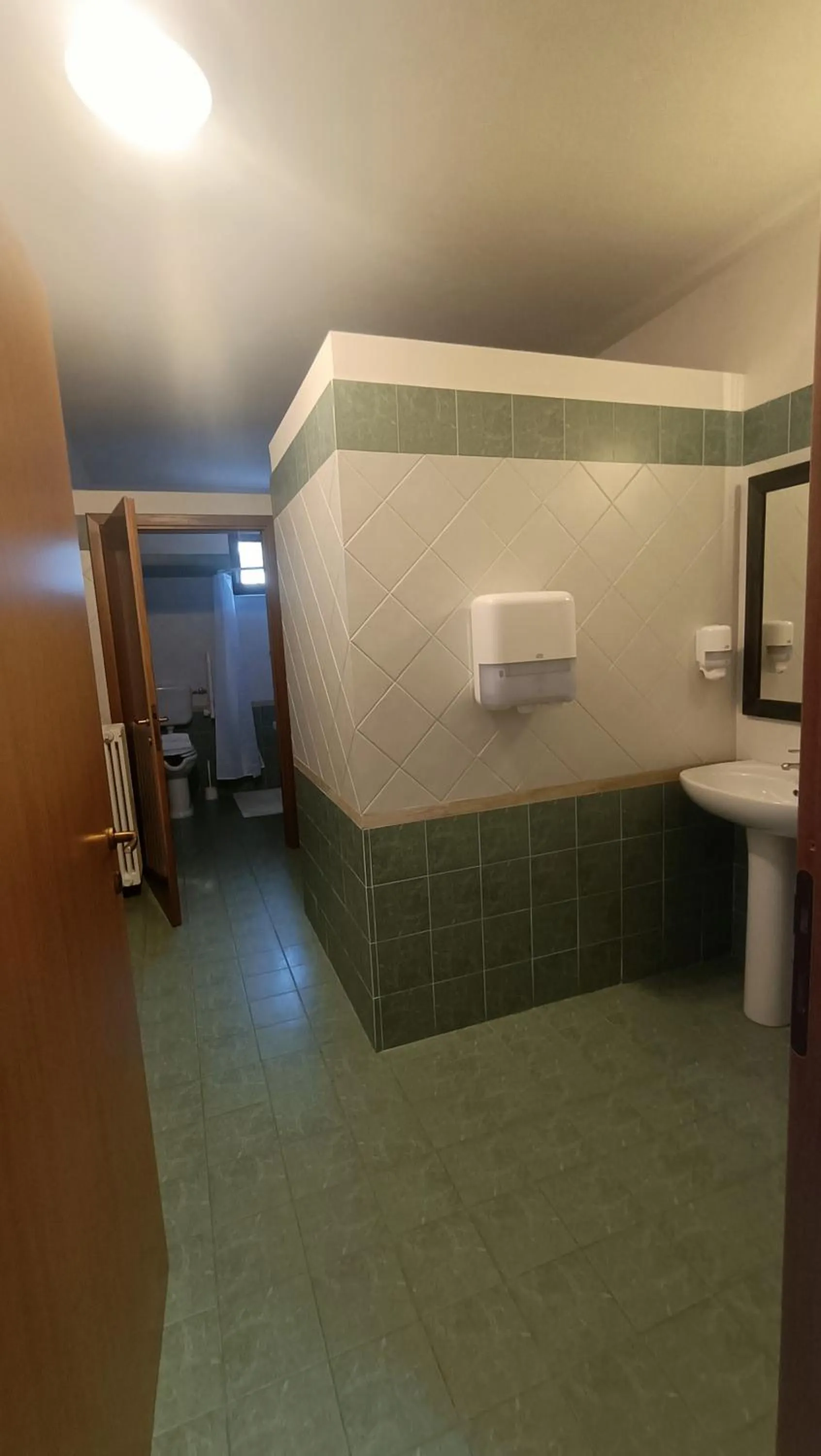 Bathroom in Hotel Altevie