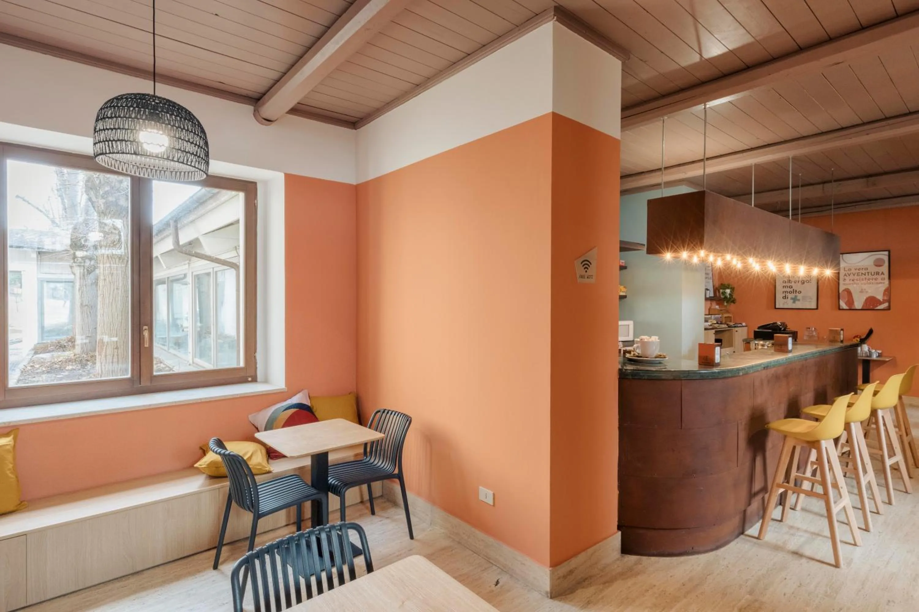 Lounge or bar in Hotel Altevie