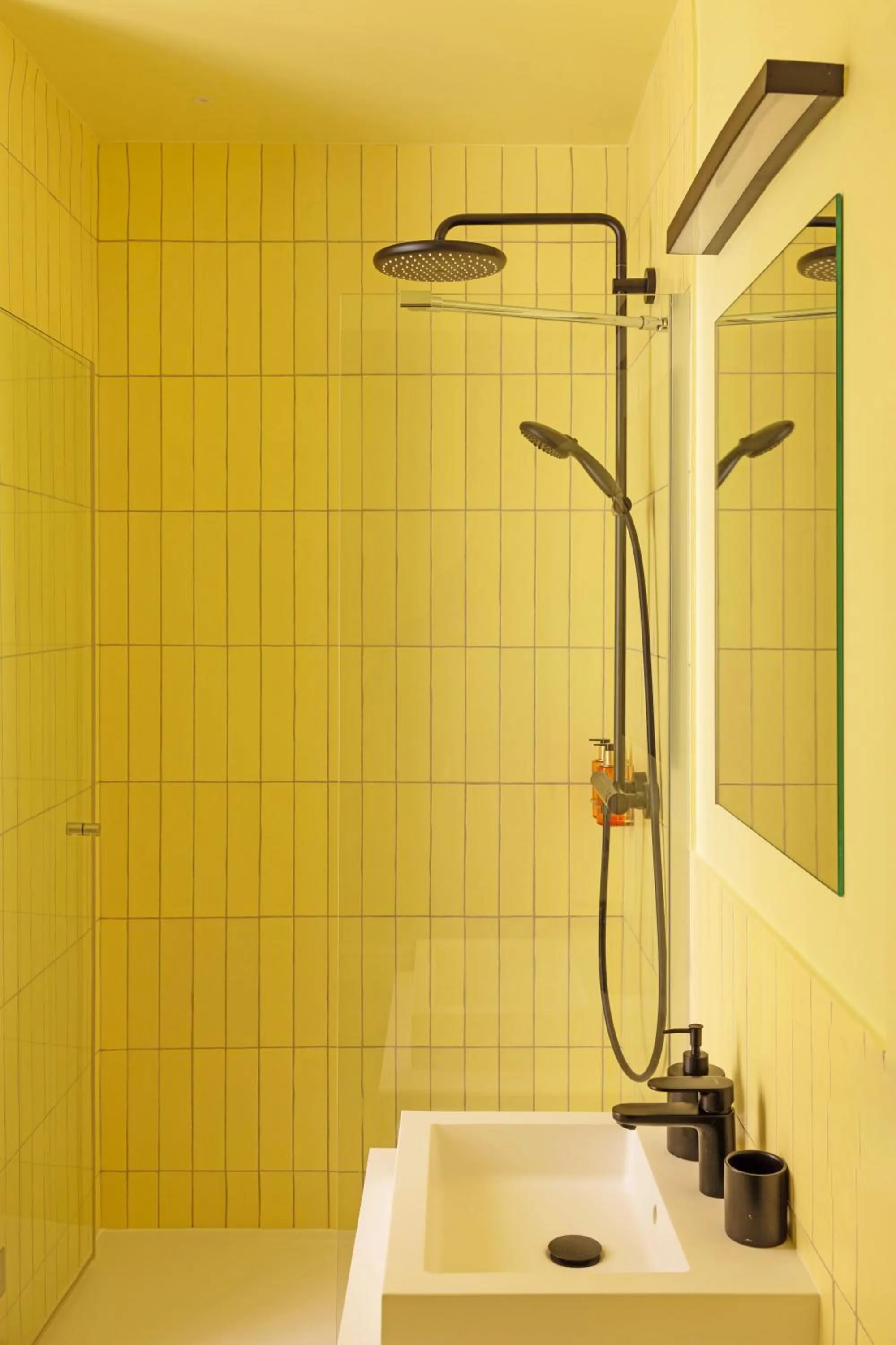 Bathroom in Edgar Suites Marais - Temple