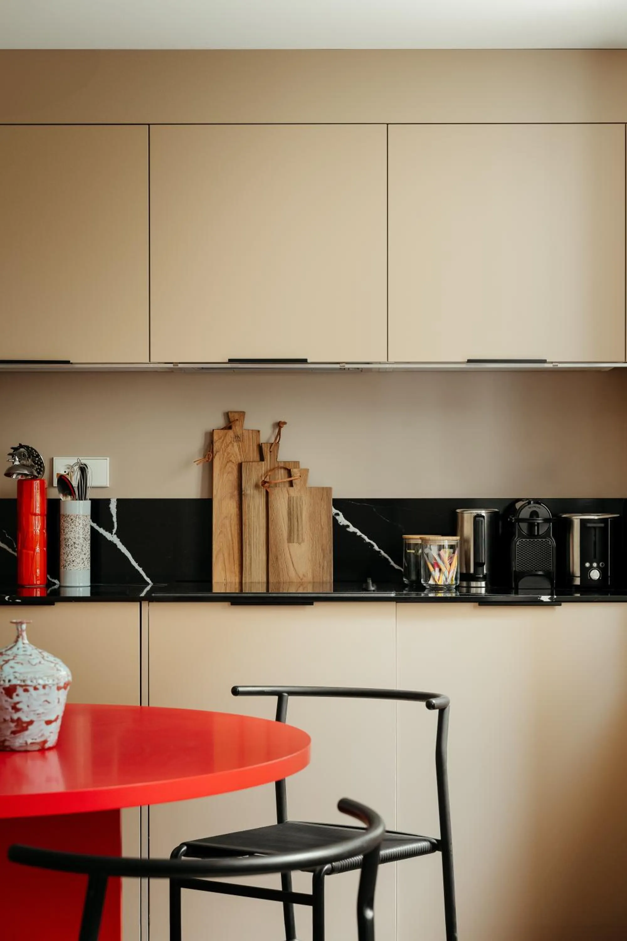 Coffee/tea facilities in Edgar Suites Marais - Temple