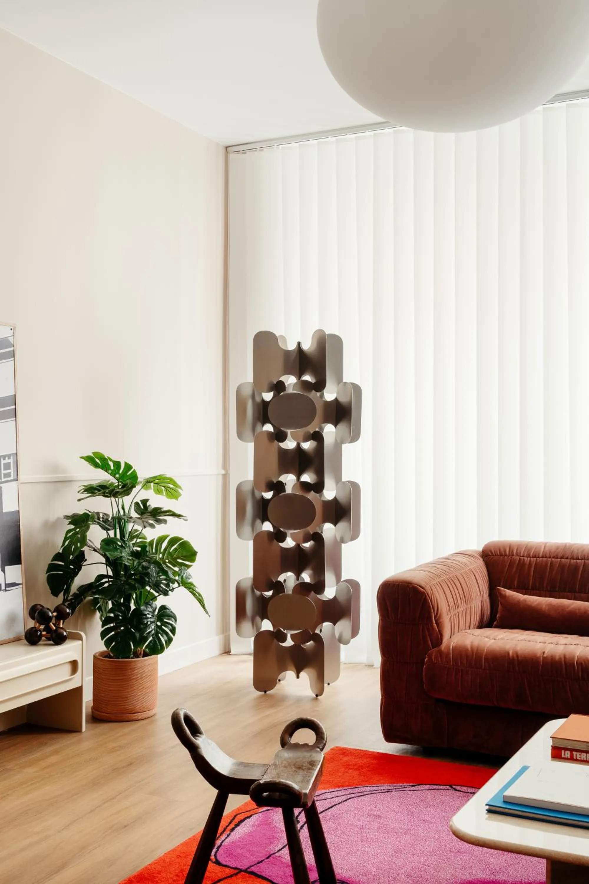 Decorative detail in Edgar Suites Marais - Temple