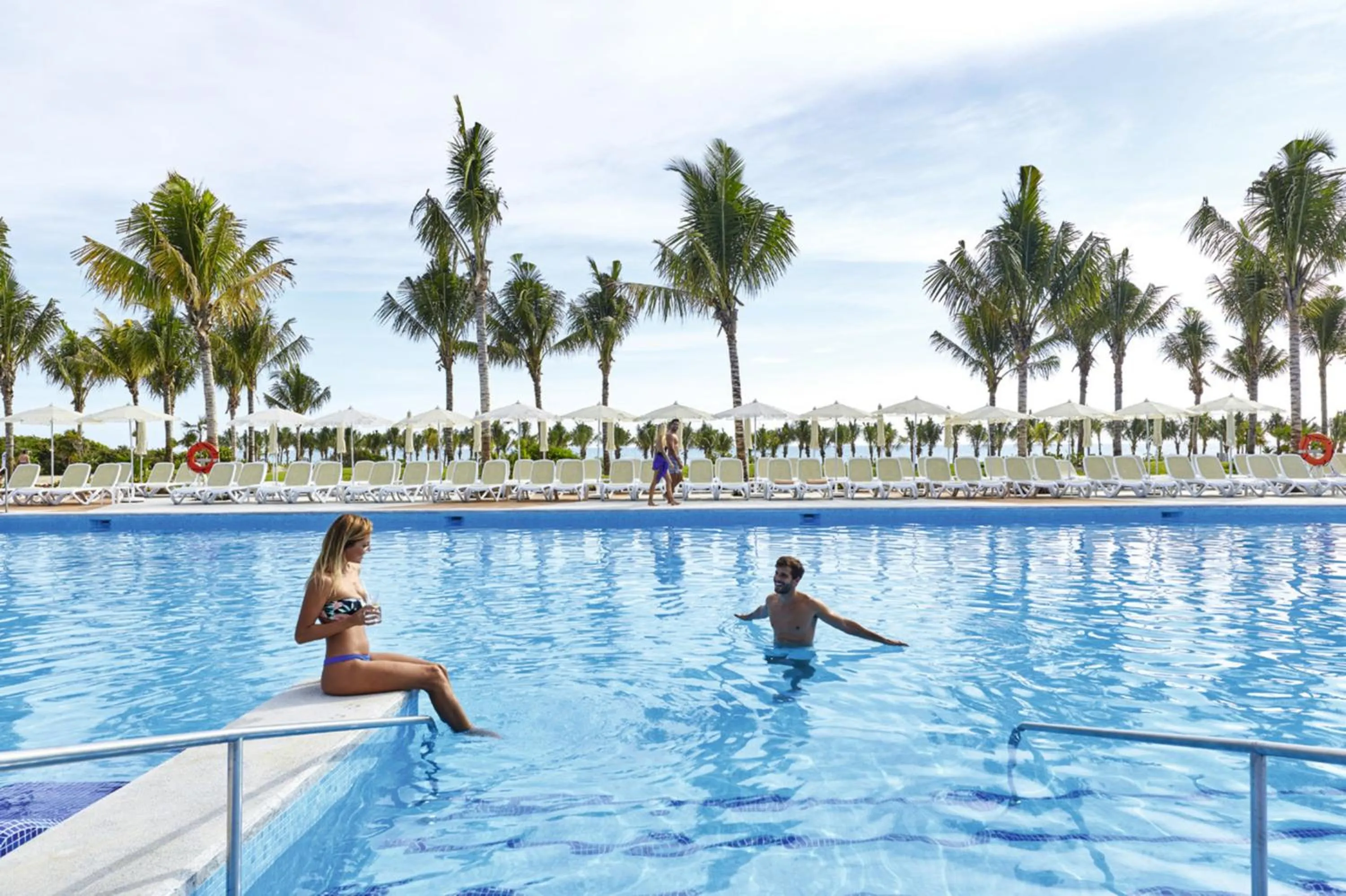 Swimming pool in Riu Dunamar - All Inclusive