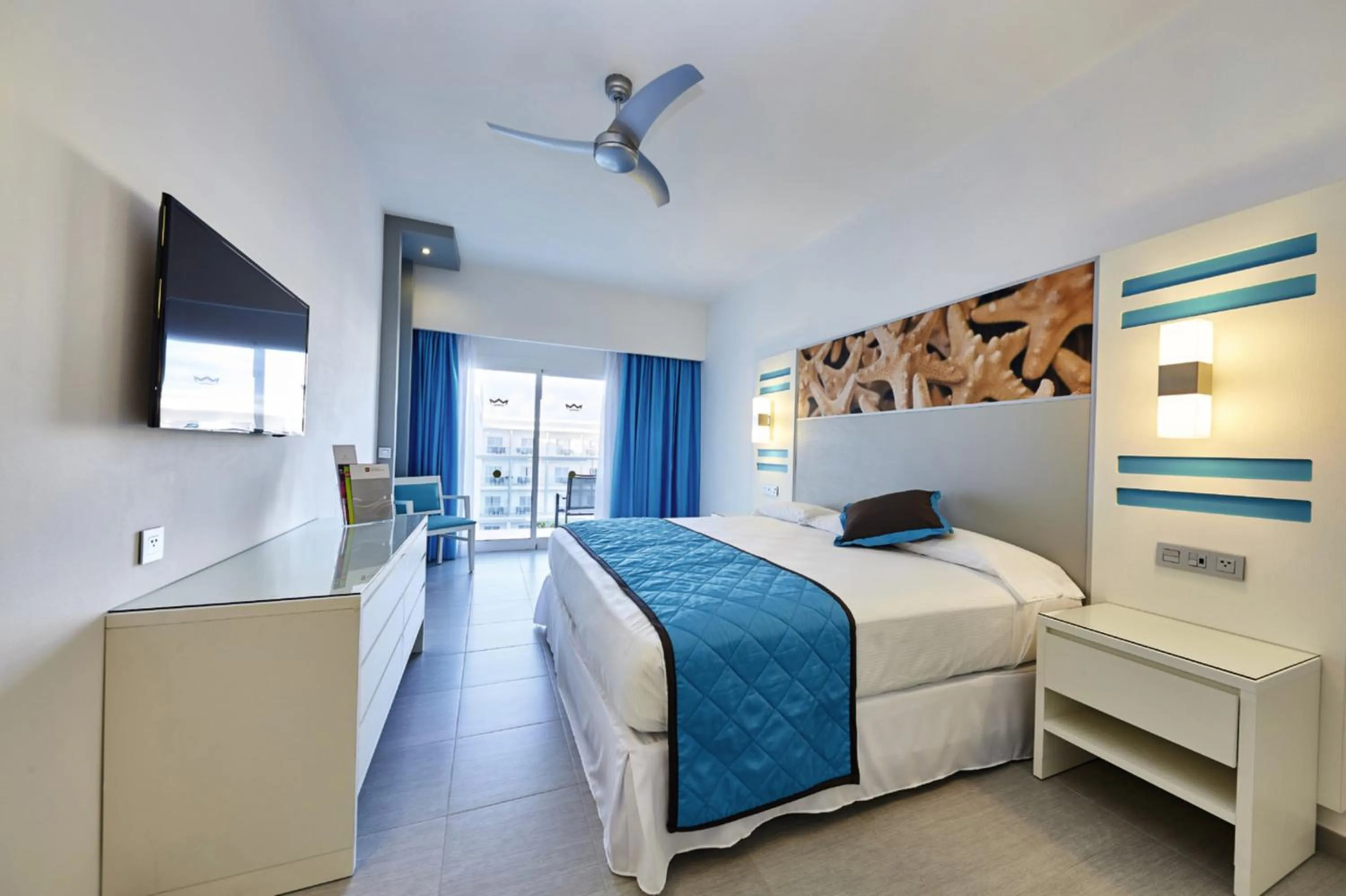Bed in Riu Dunamar - All Inclusive