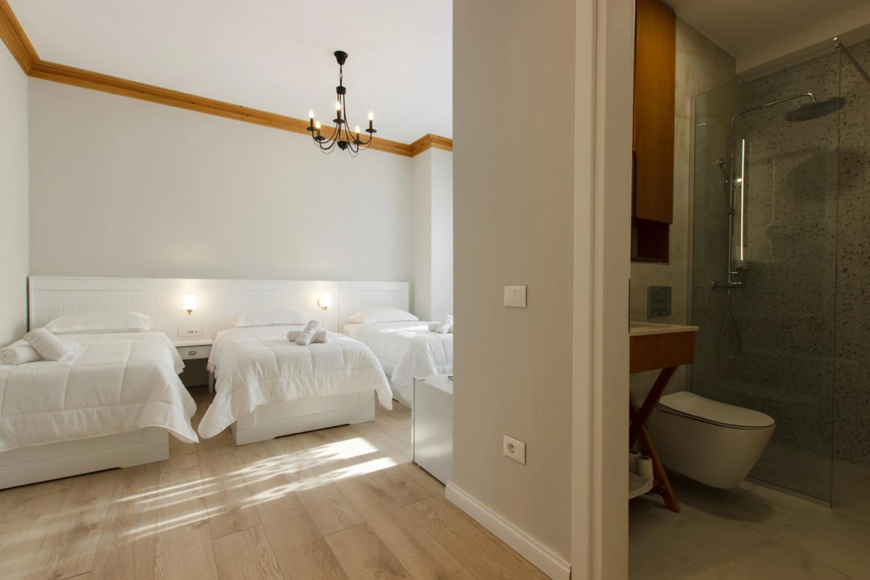 Toilet in Bujtina Sophie