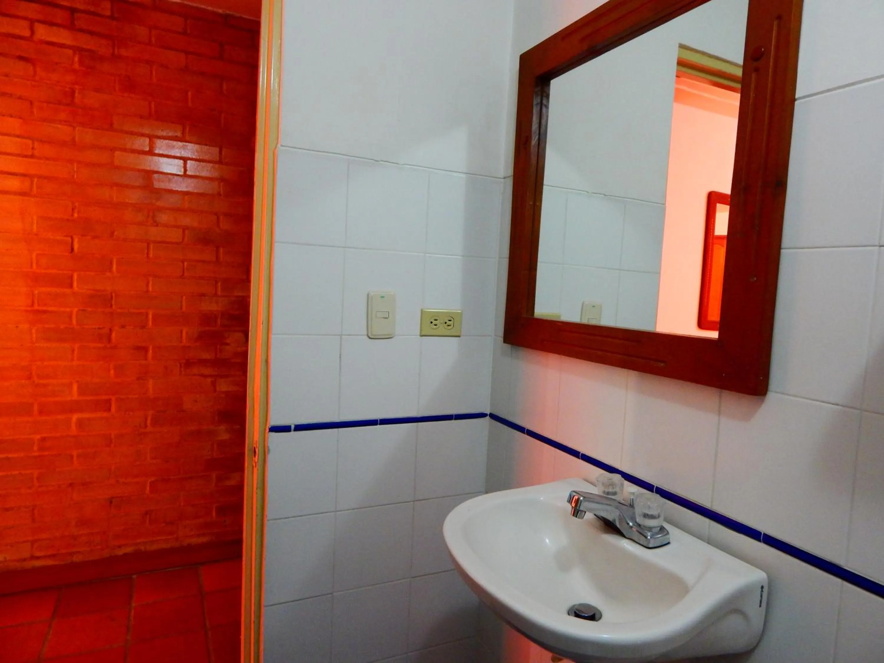 Bathroom in Hotel Castillo Real