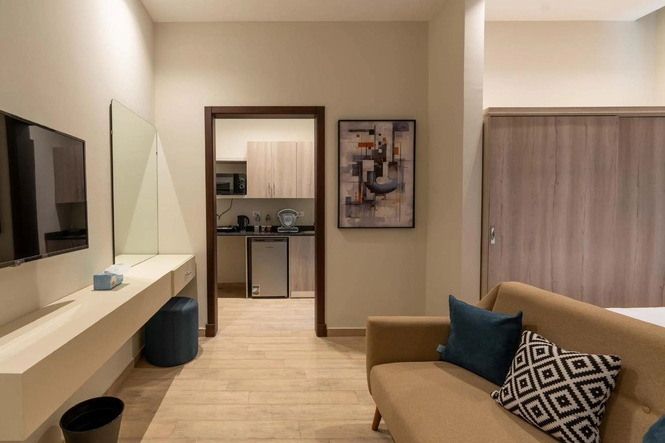 TV and multimedia in Sleep Inn Apart-Hotel