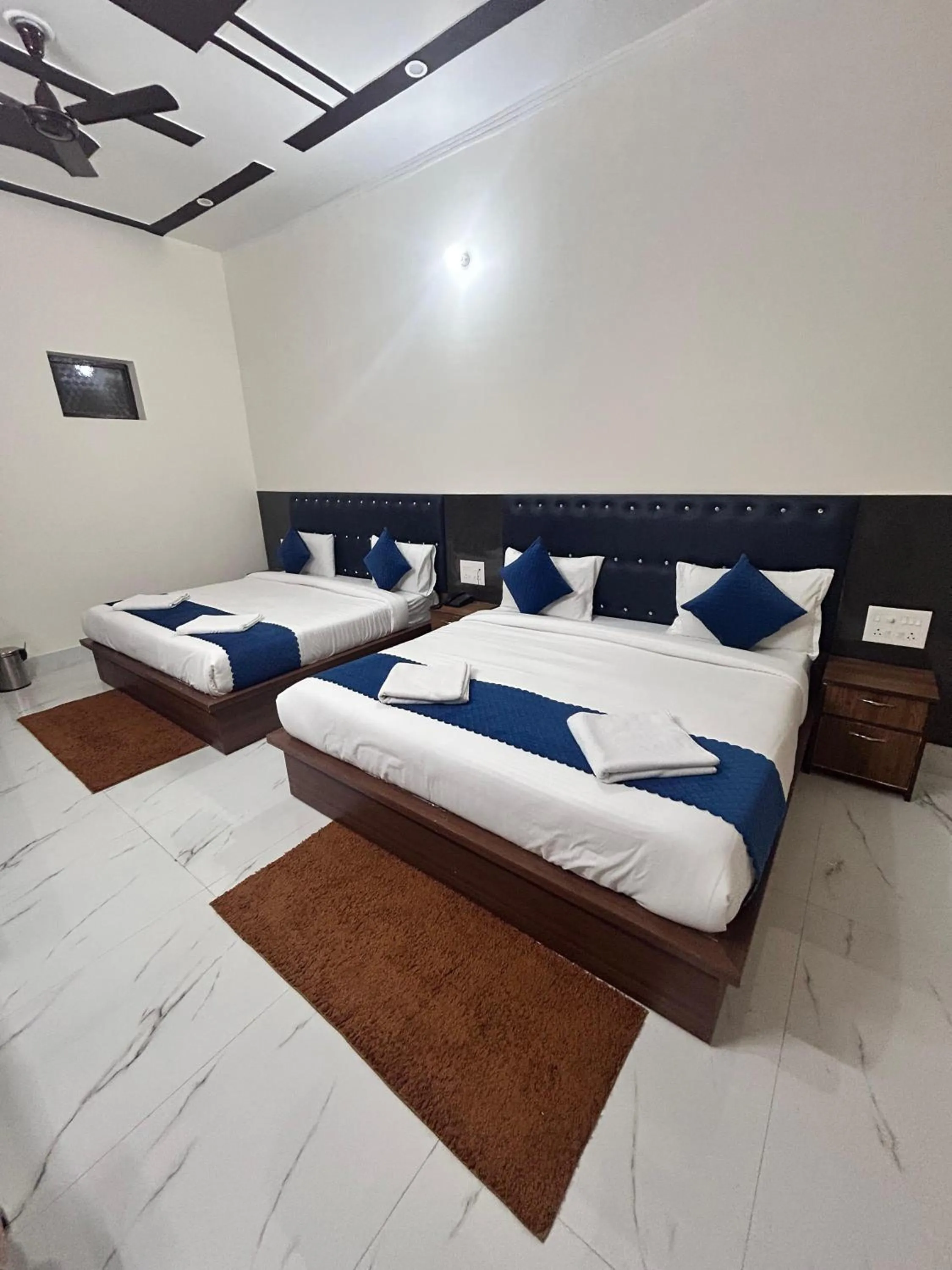 Bedroom, Bed in Hotel Hill River View Resort