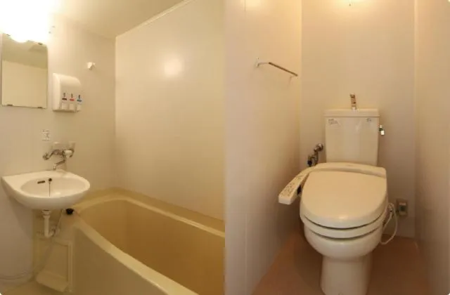 Shower in Isesaki Station Hotel