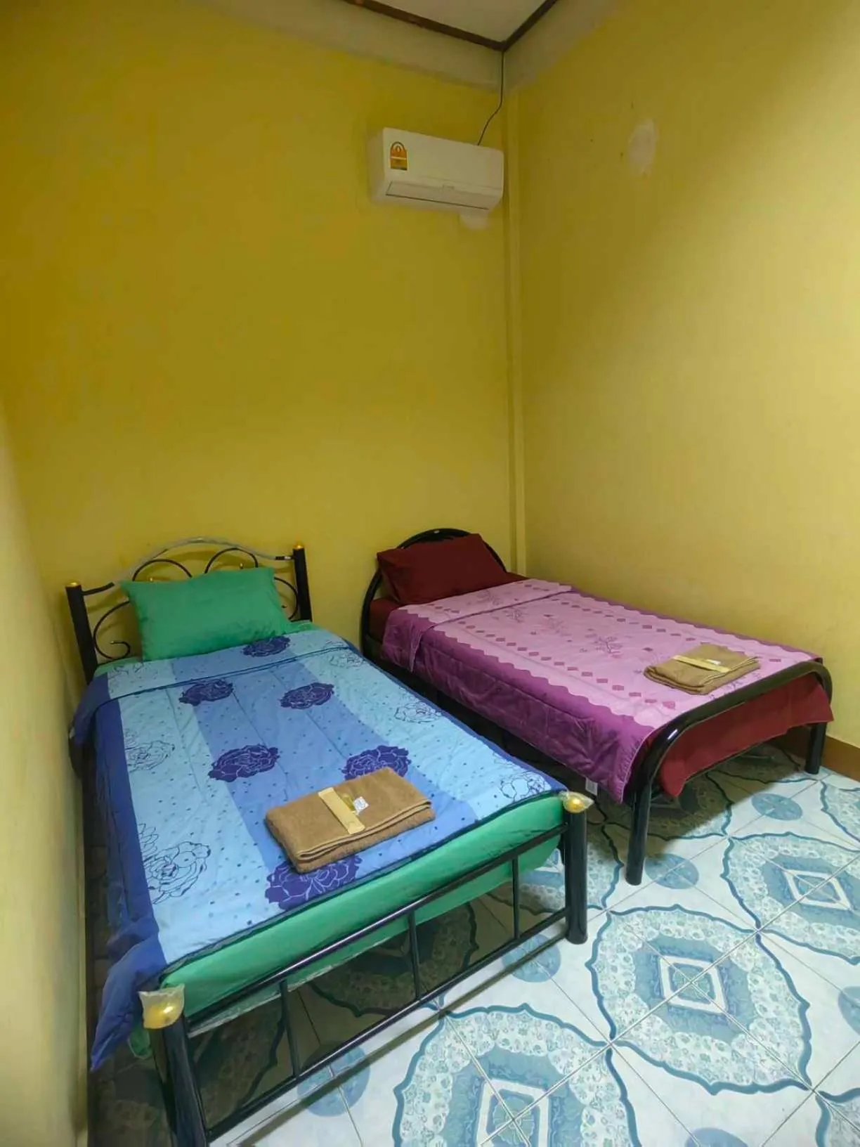 Bed in Mabuhay Guest House, Thai Embassy Vientiane