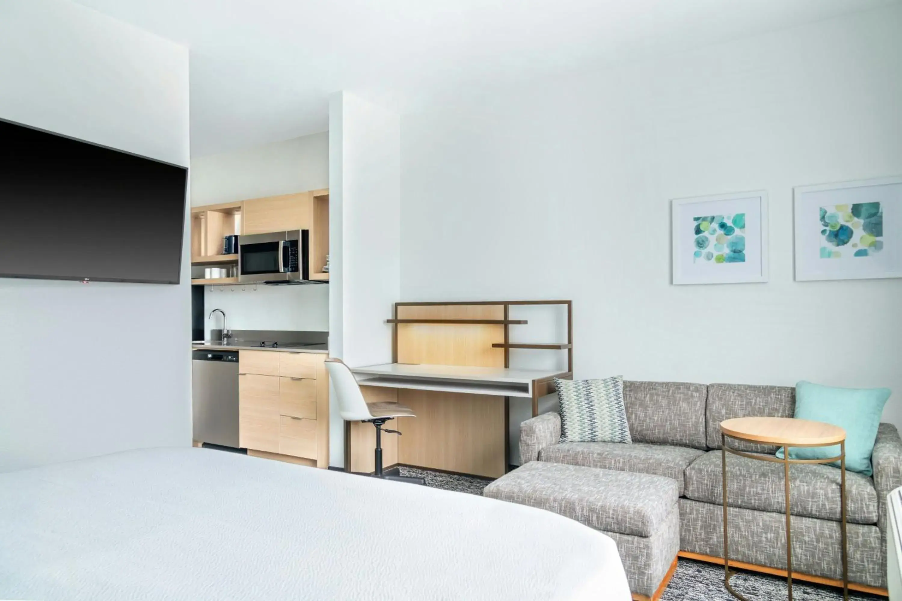 King Studio with Sofa Bed in TownePlace Suites by Marriott Holland King Studio with Sofa Bed in TownePlace Suites by Marriott Holland