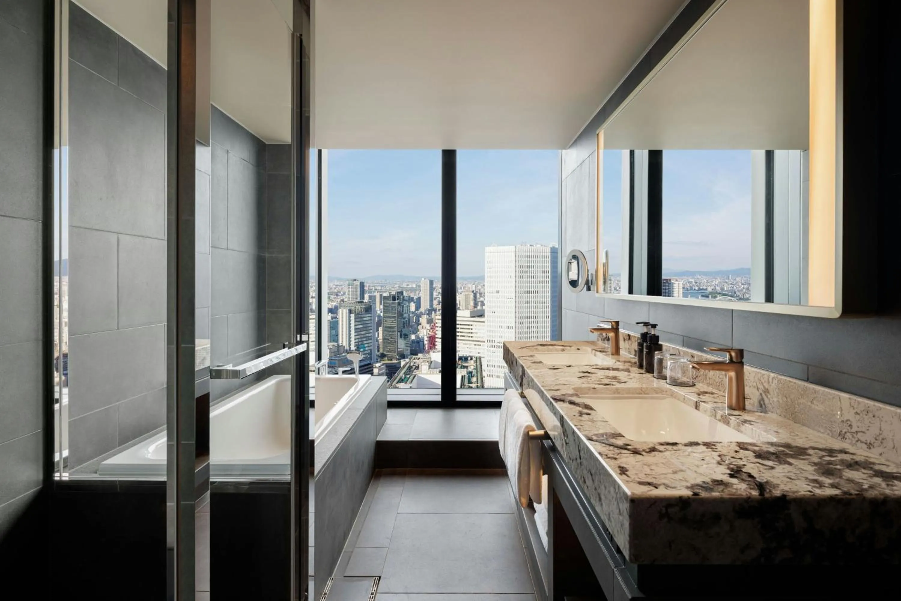 Bathroom in THE OSAKA STATION HOTEL, Autograph Collection