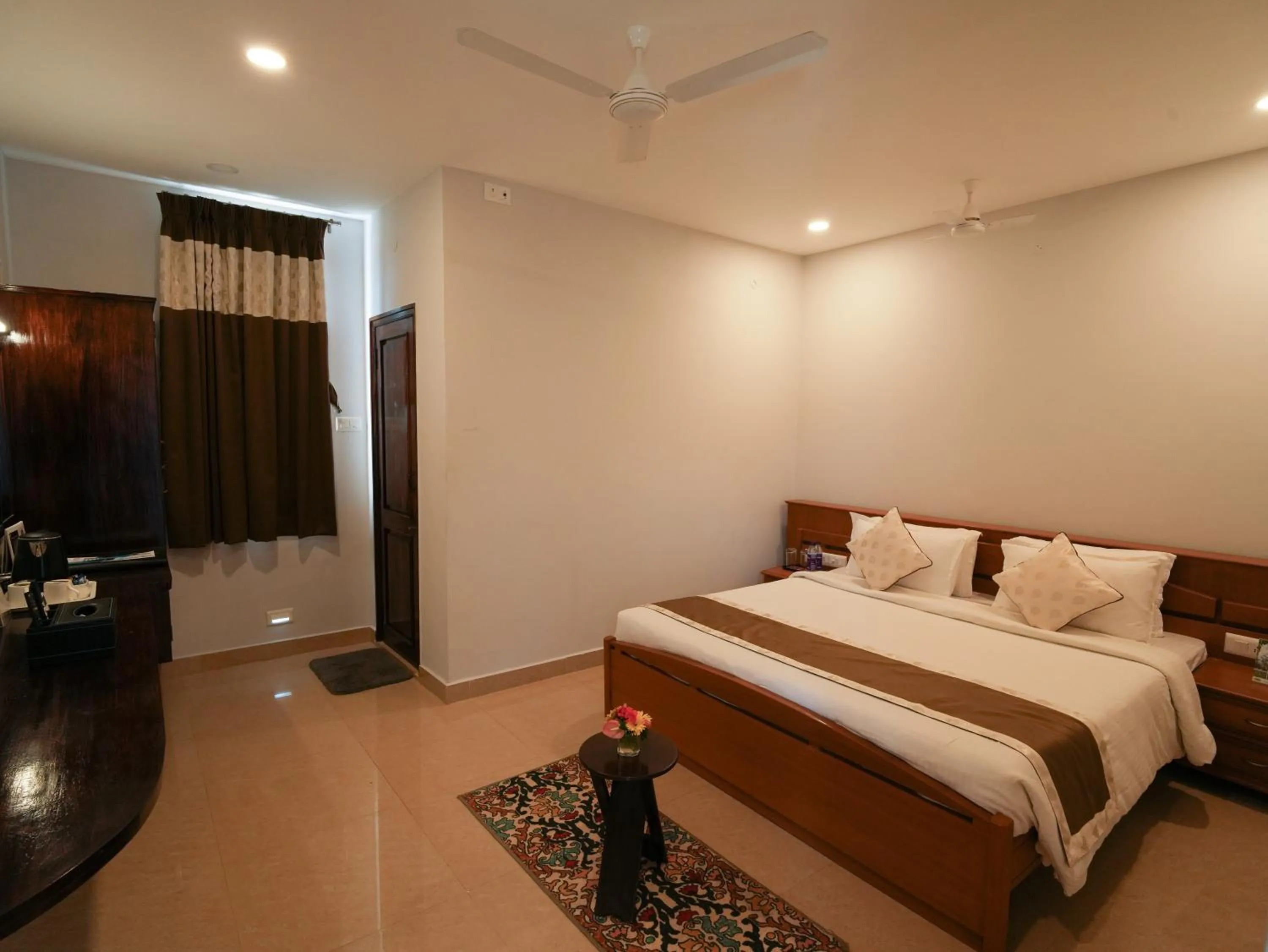 Bed in MGM Whispering Wind's Yelagiri