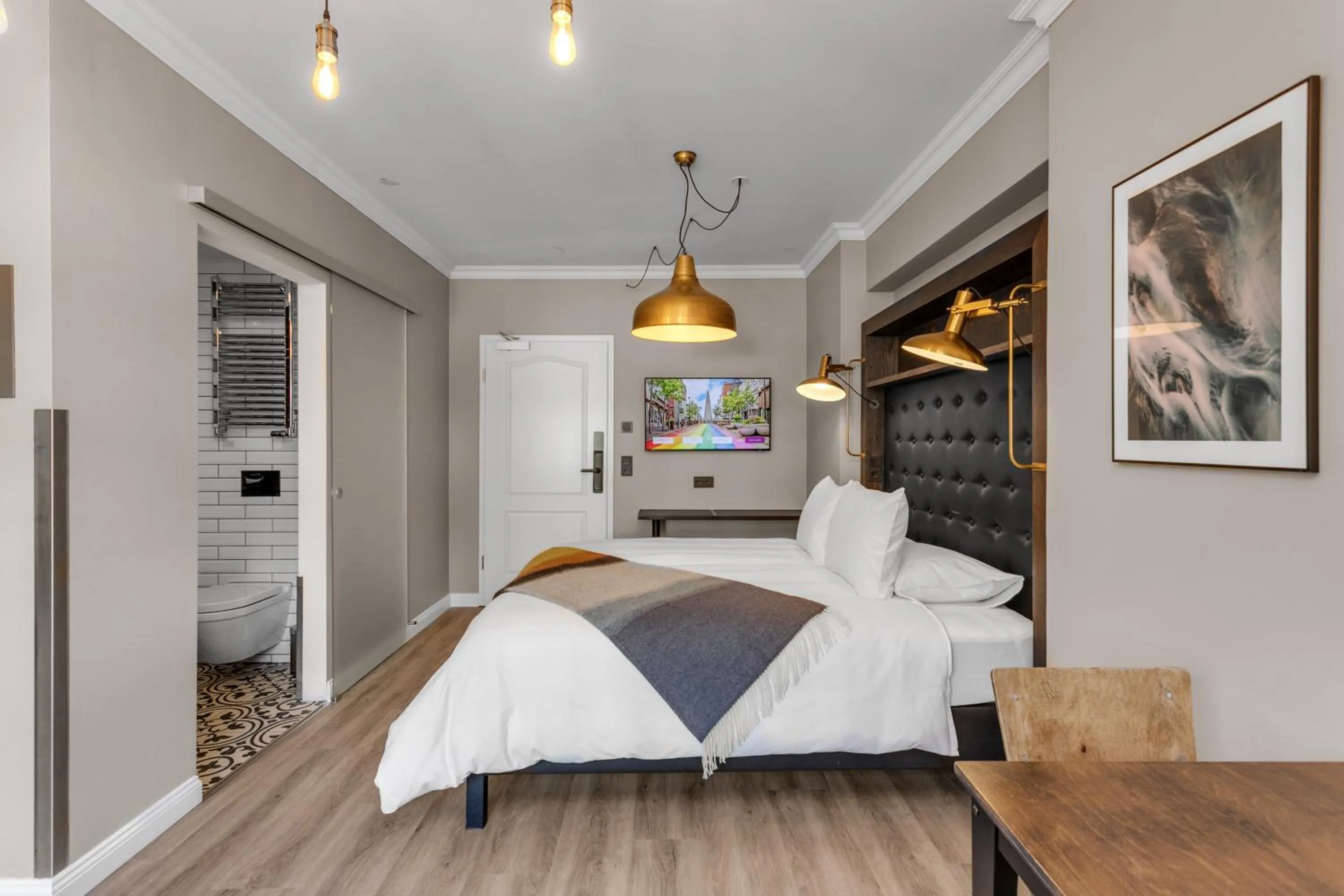 Bed in ODDSSON Downtown Hotel