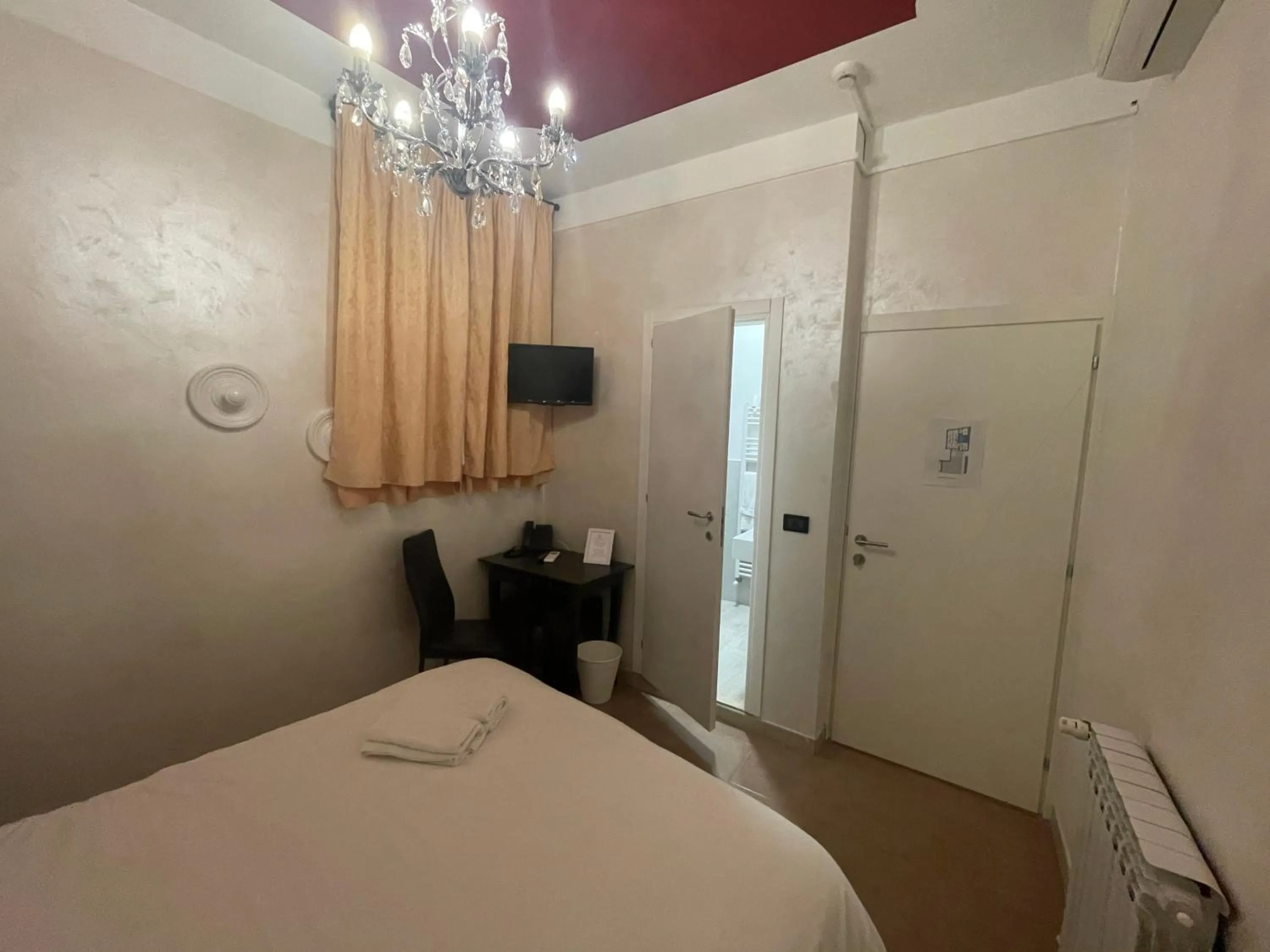 Bed in Hotel Central Giacomini