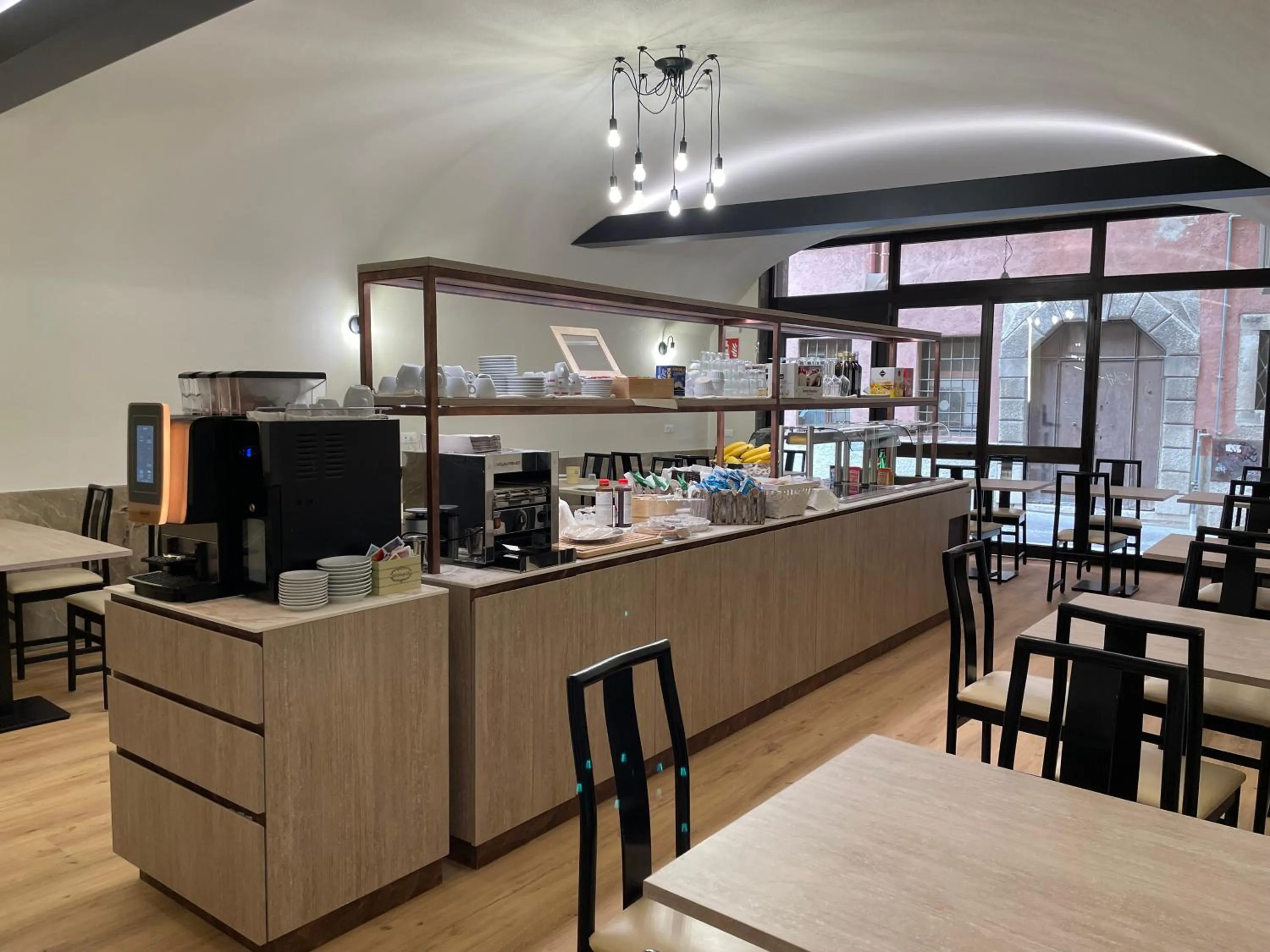 Restaurant/places to eat in Hotel Central Giacomini