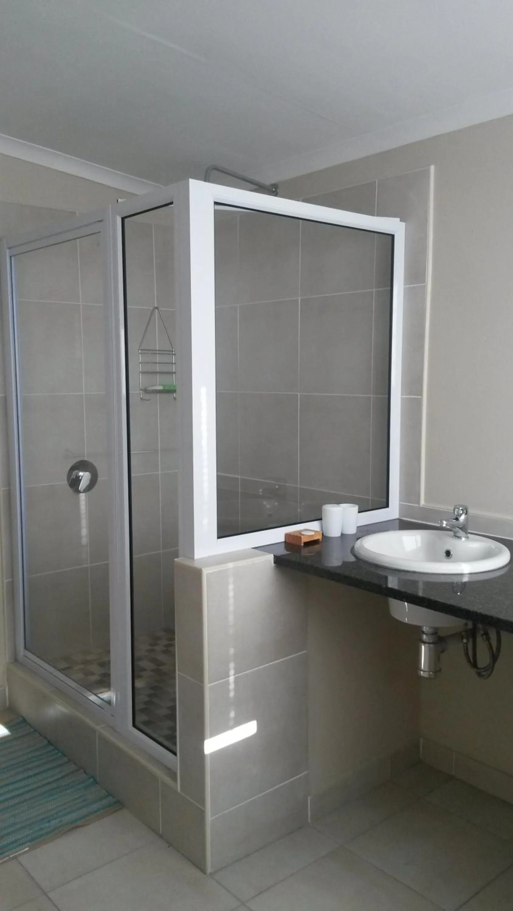 Bathroom in Little Louisa