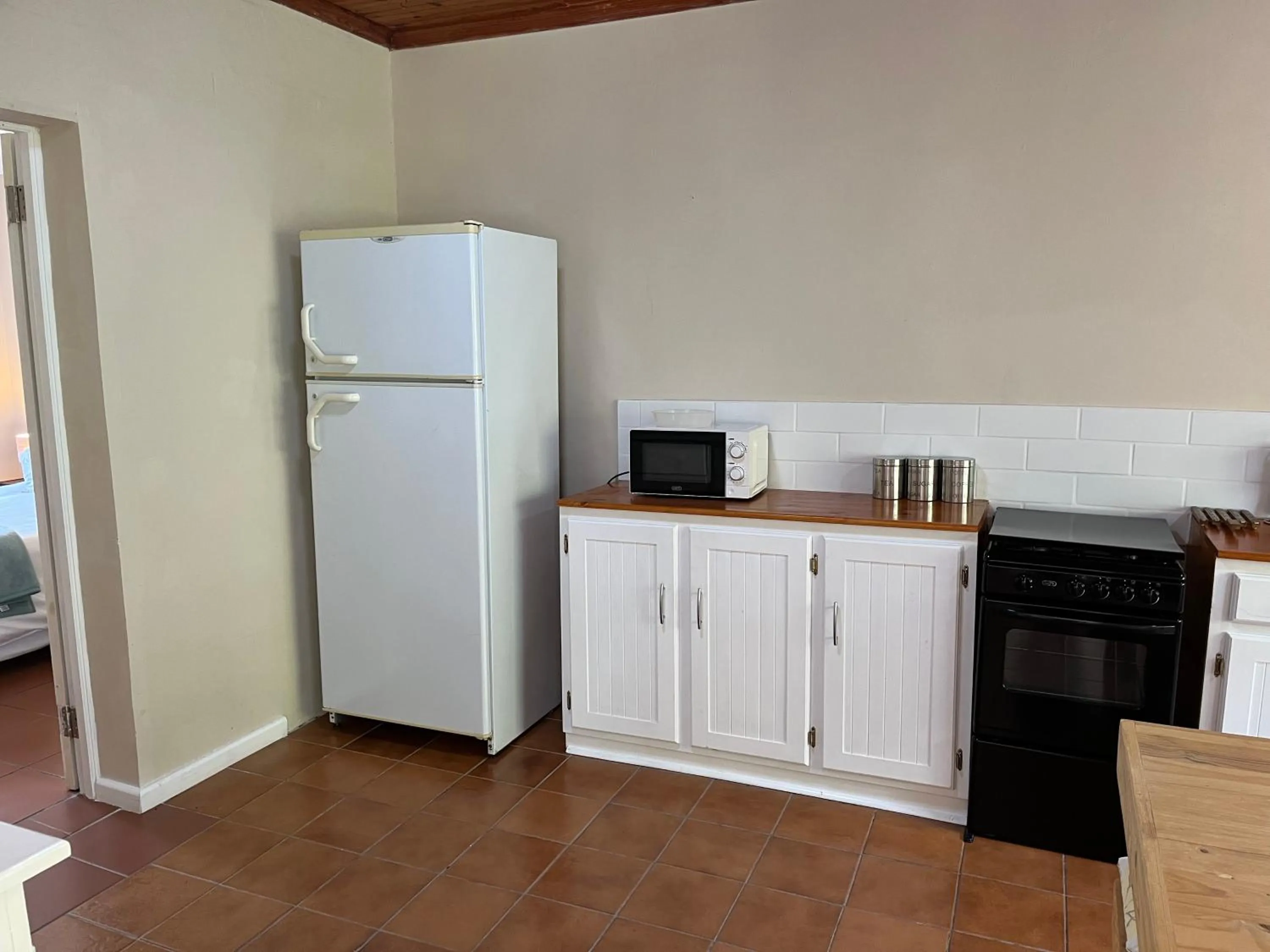 Kitchen or kitchenette in Little Louisa