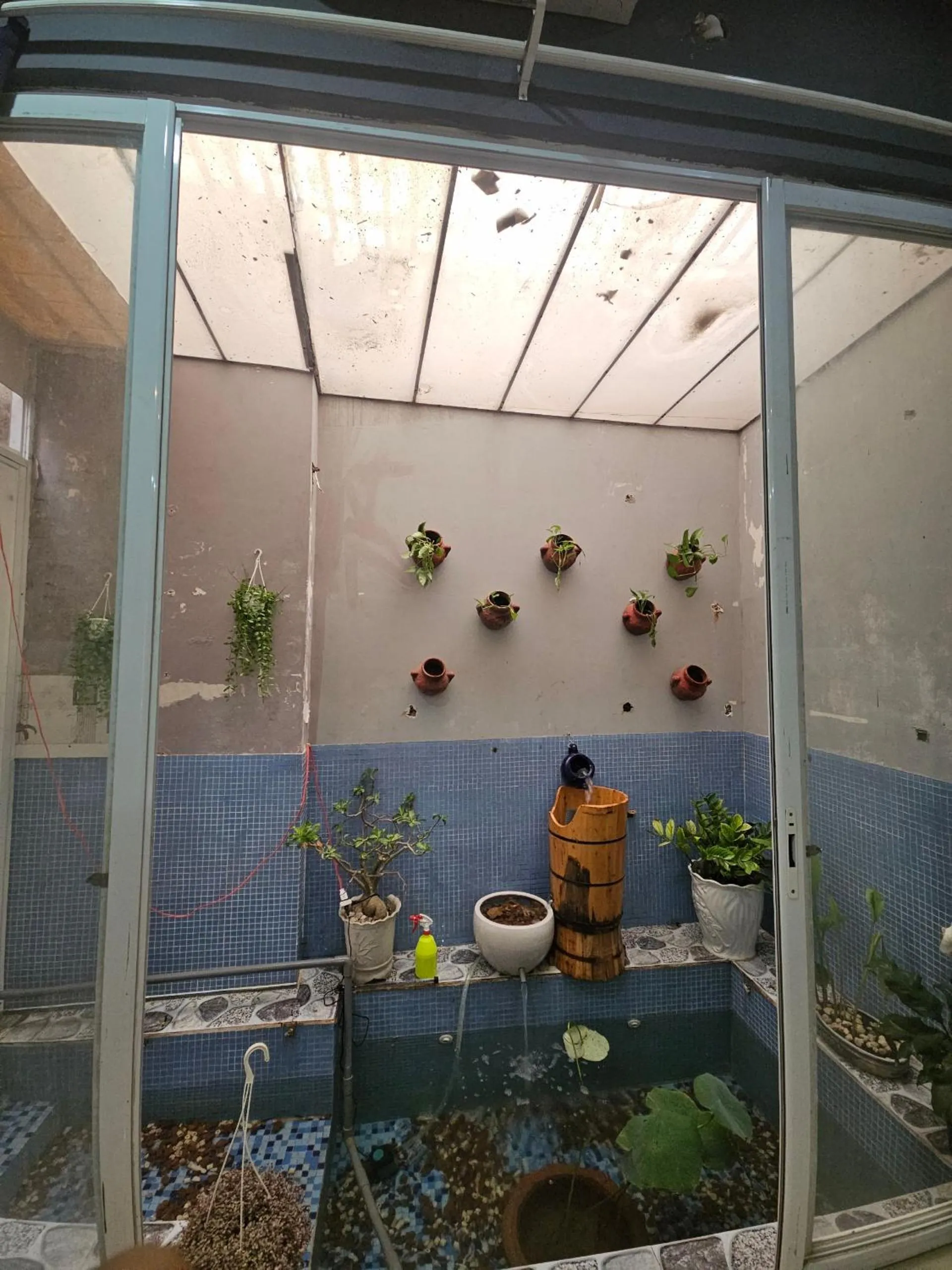 Photo of the whole room in Hoa Hồng Hotel Ho Chi Minh City