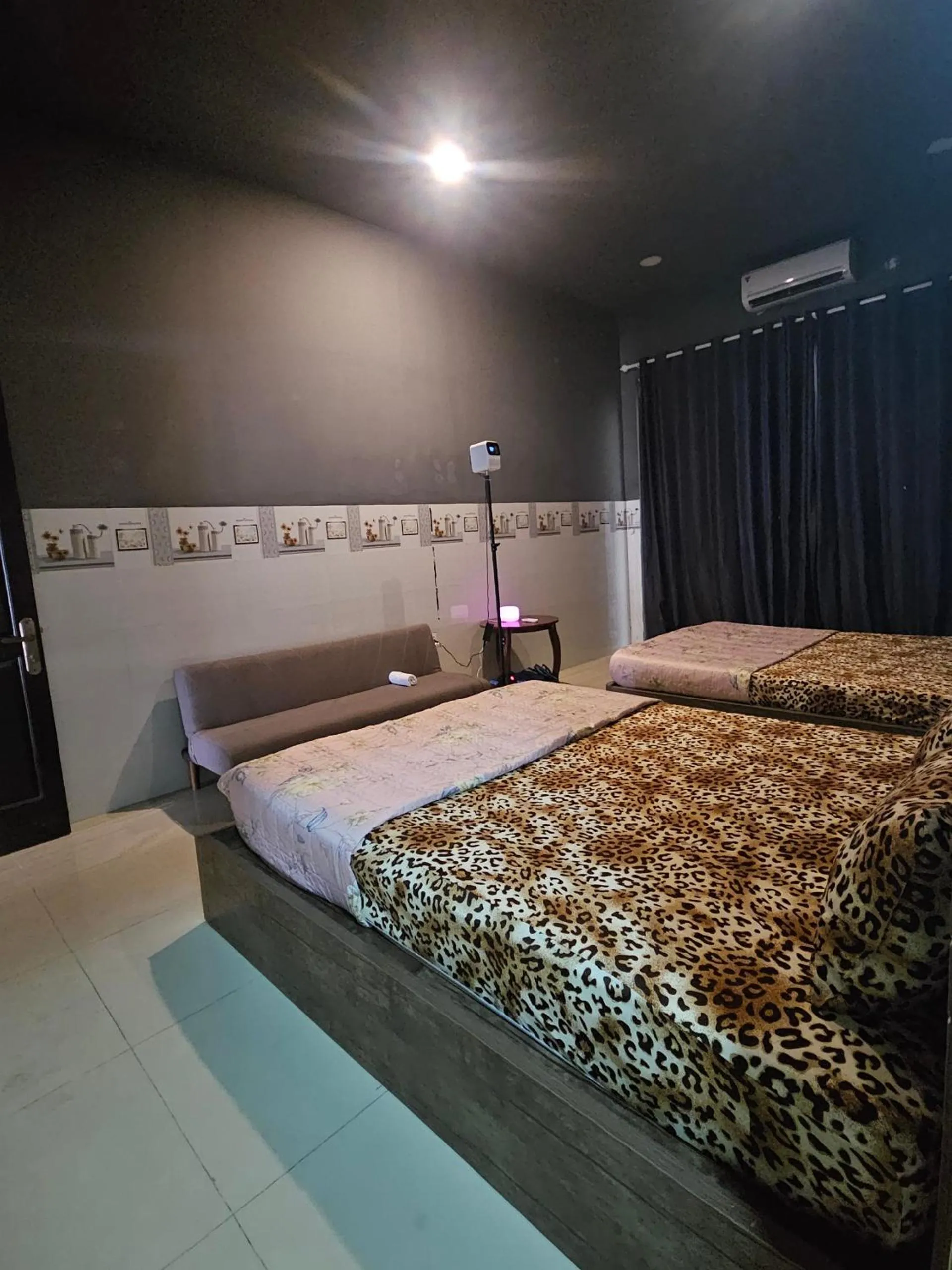 Bed in Hoa Hồng Hotel Ho Chi Minh City