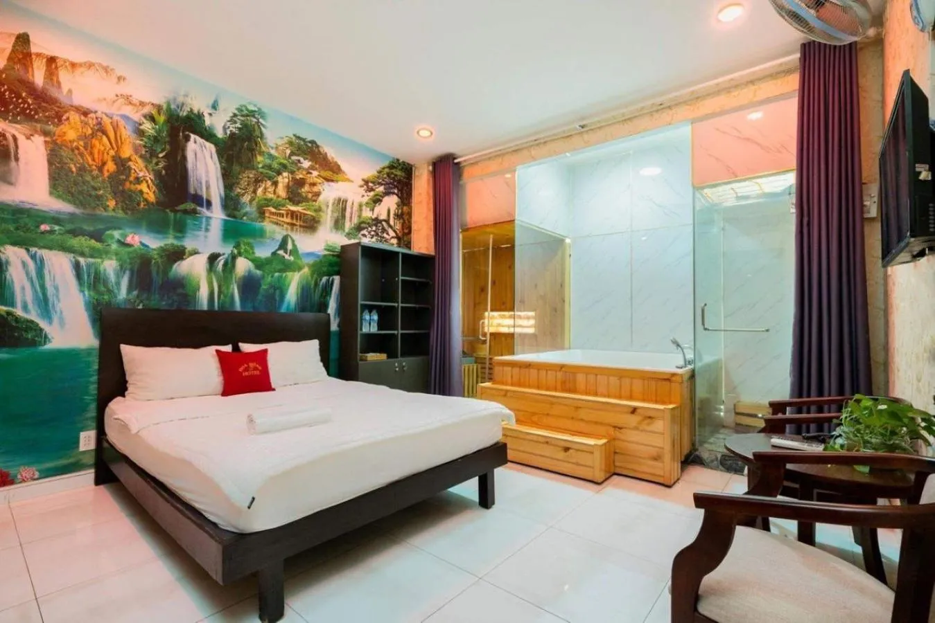 Property building, Bed in Hoa Hồng Hotel Ho Chi Minh City