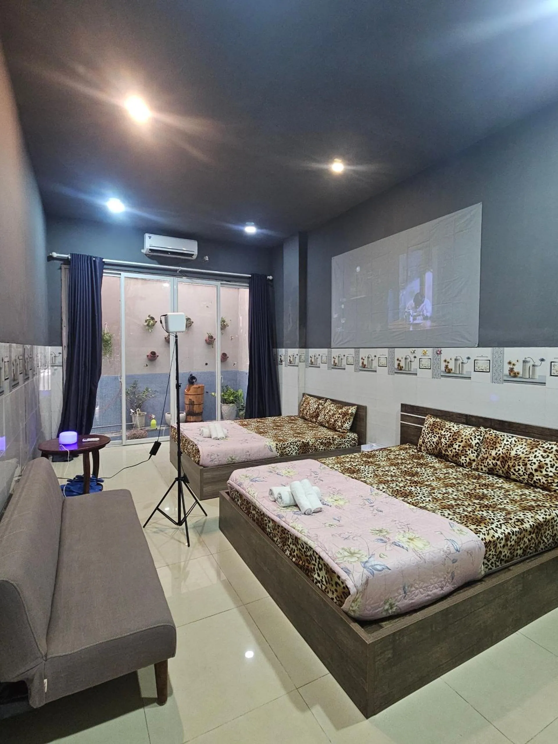 Bed in Hoa Hồng Hotel Ho Chi Minh City