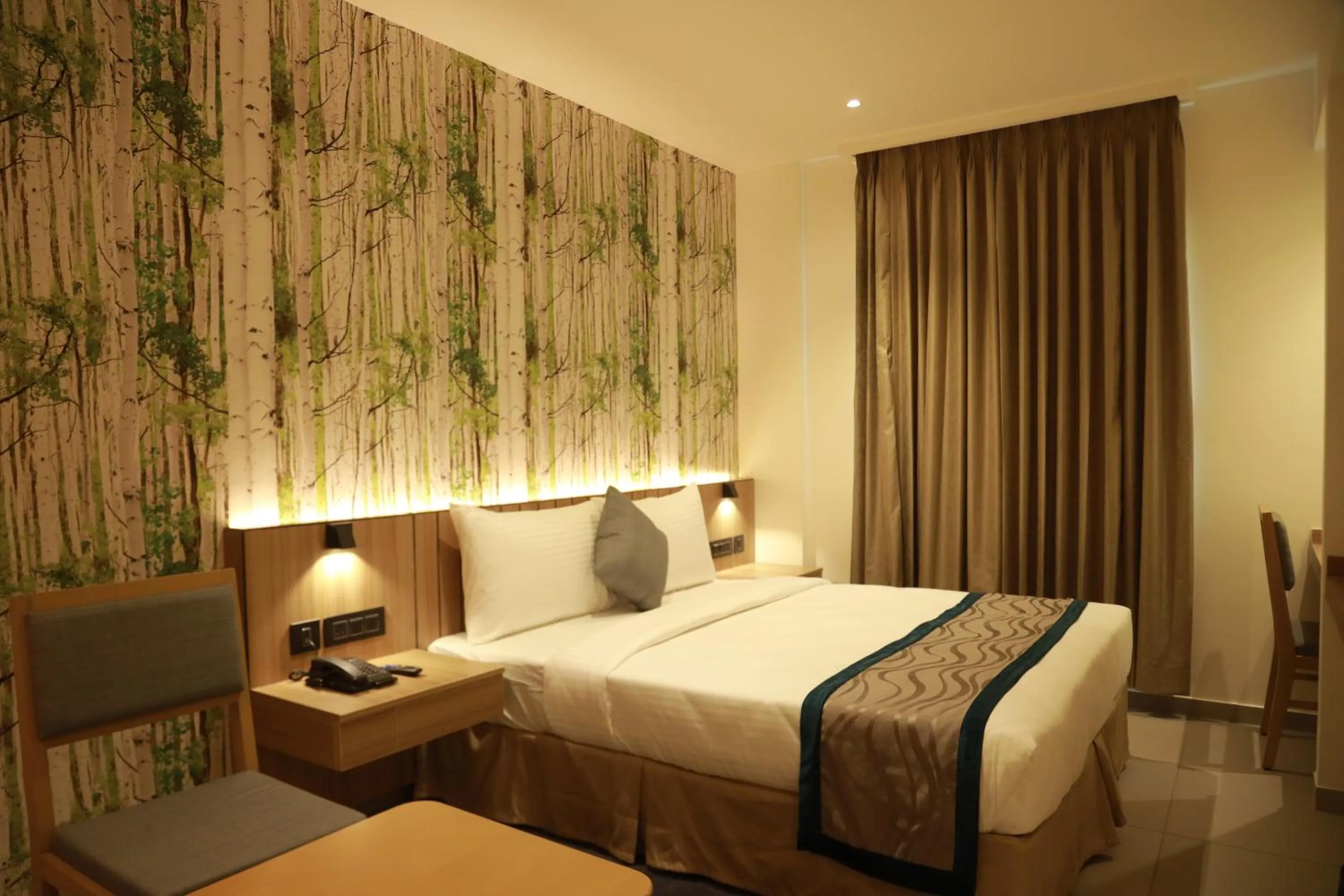 Photo of the whole room, Bed in CITY LAKE HOTEL