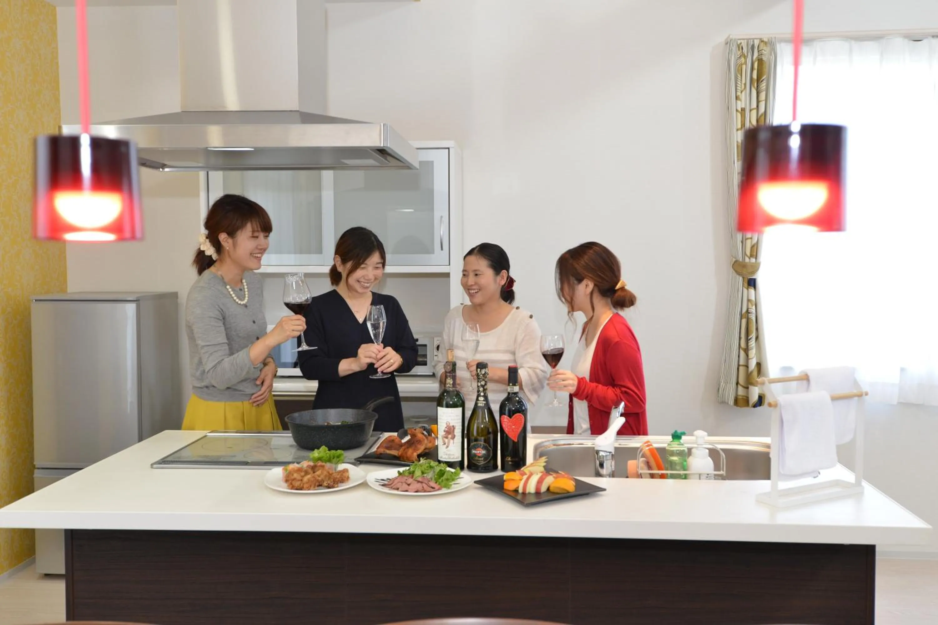 People in AIRAIKUHOTEL kagoshima