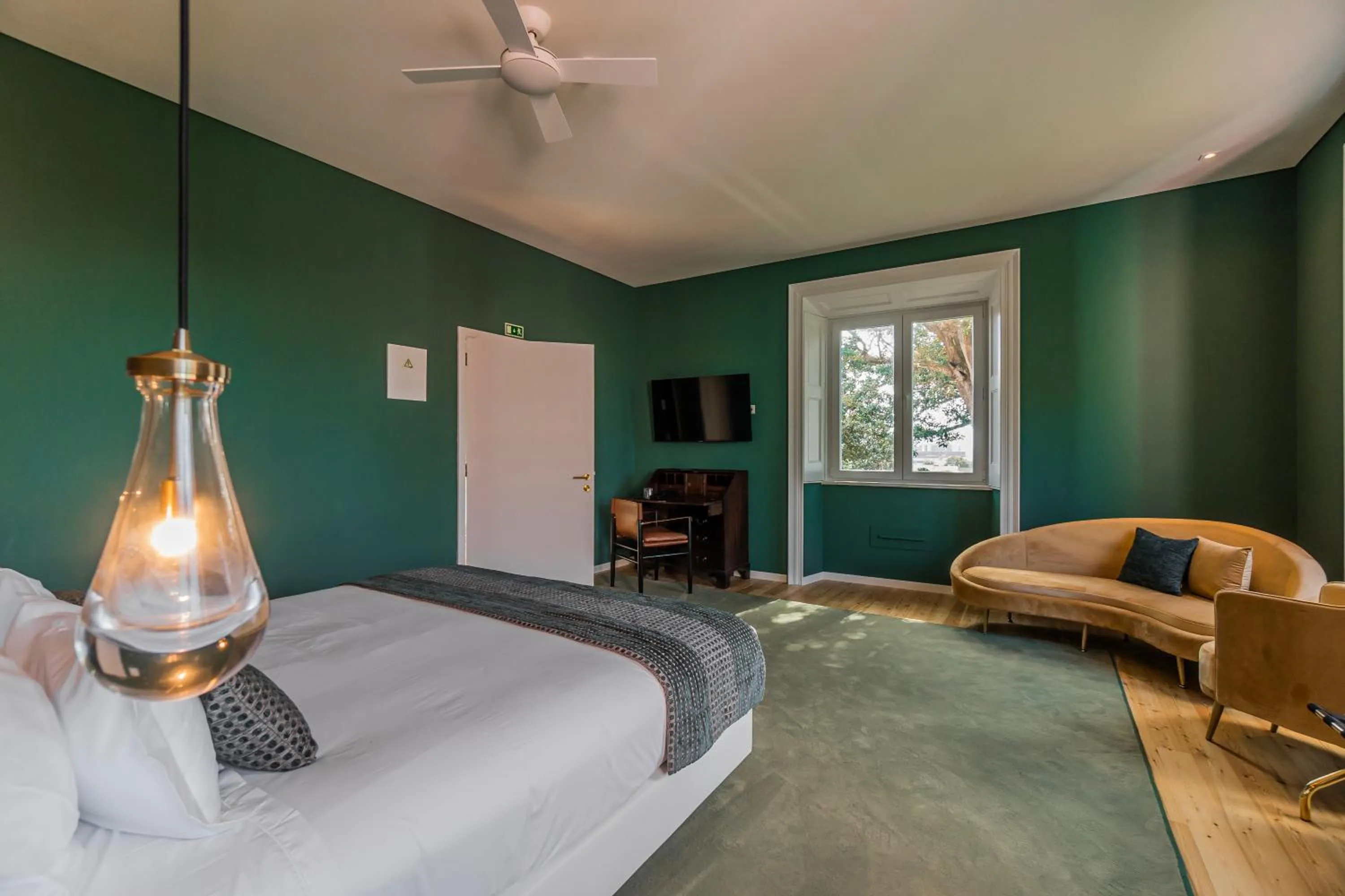 Bed in Solar dos Cantos Botanic House & Garden