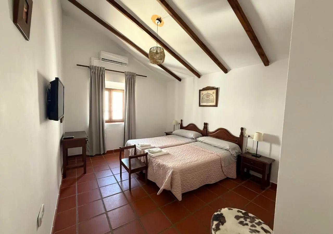 Bed in Hotel Rural Palacete de Mañara