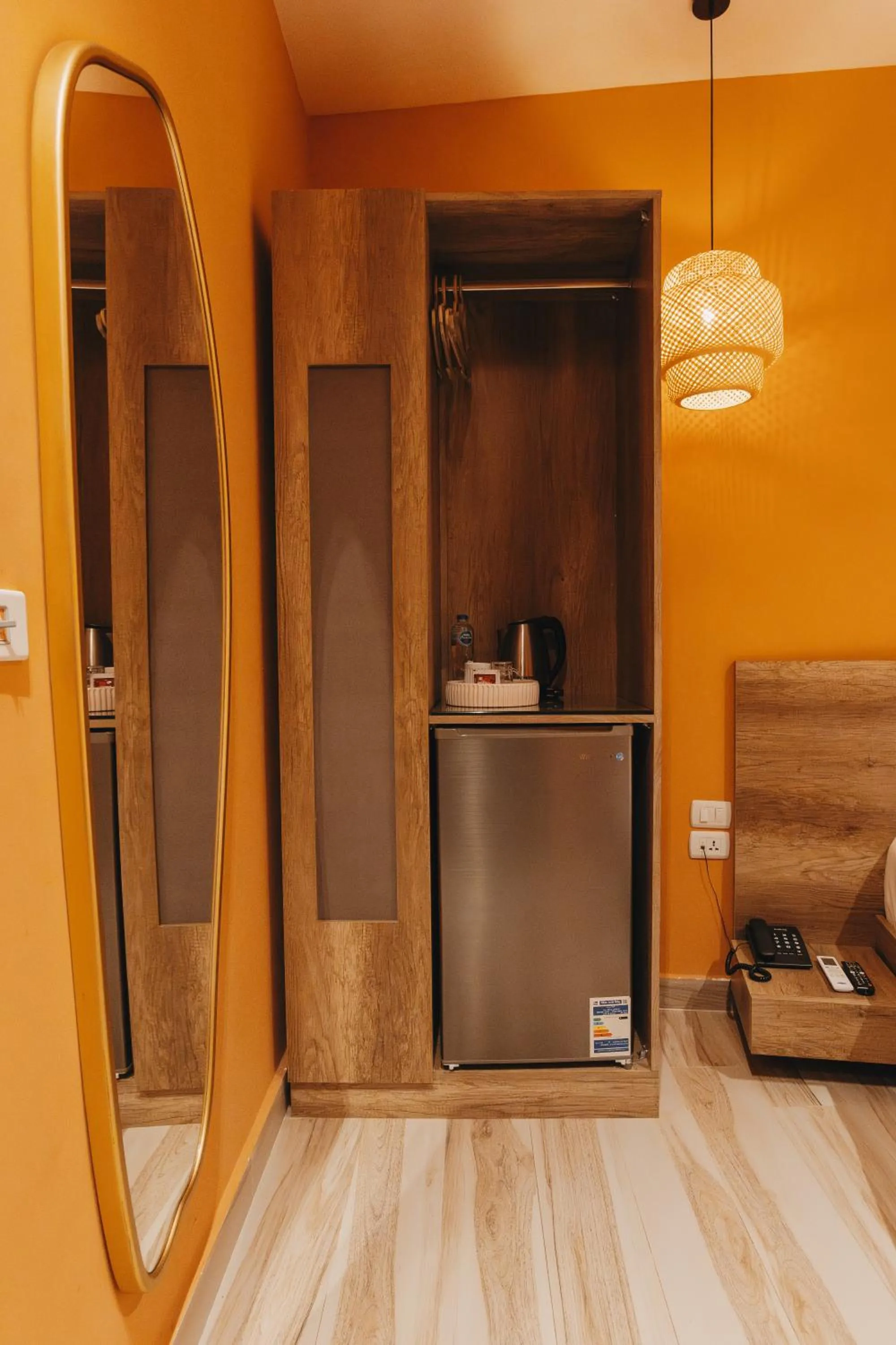 wardrobe in BrassAlmas Pyramids Hotel