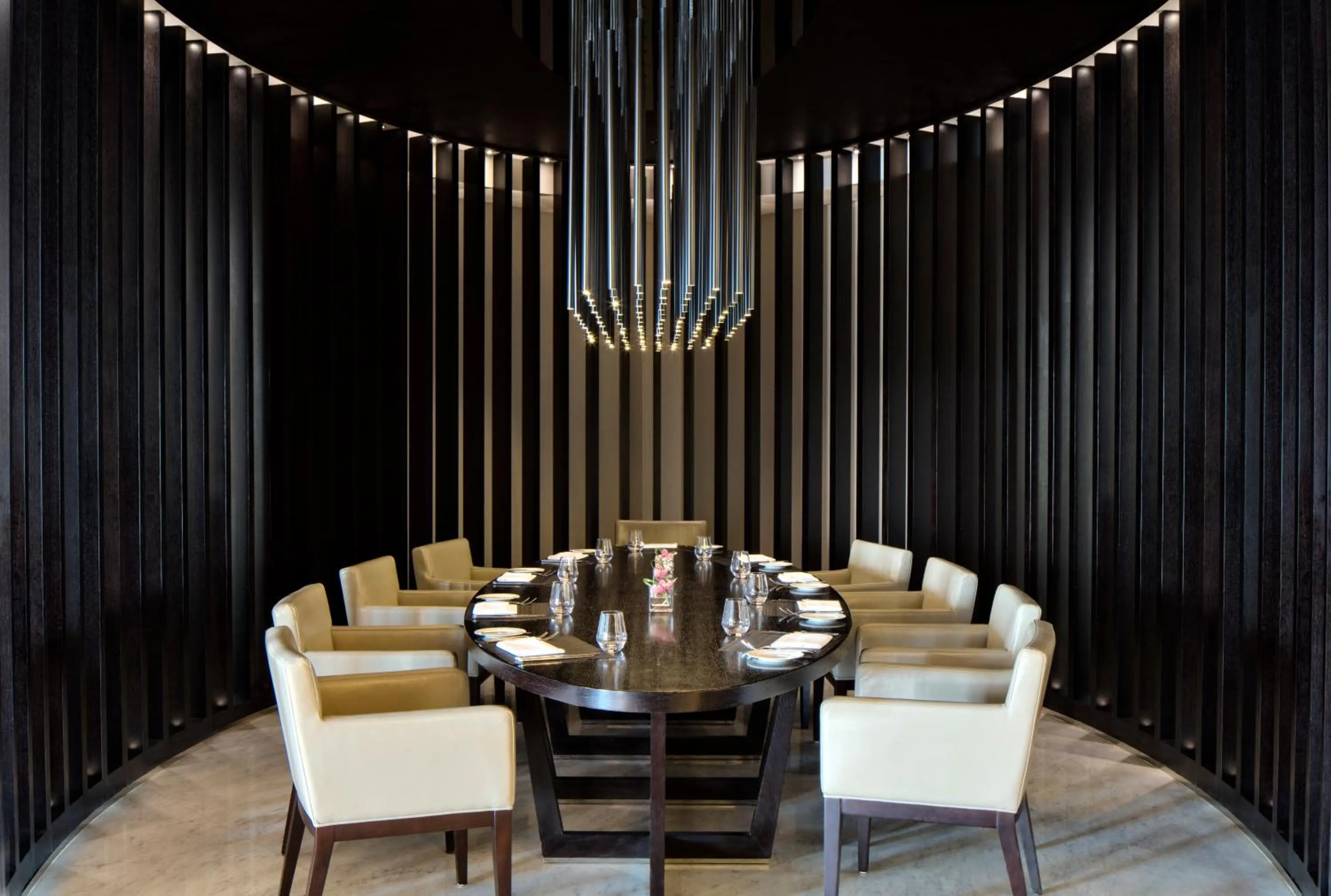 Restaurant/places to eat in Pullman Dubai Creek City Centre Residences