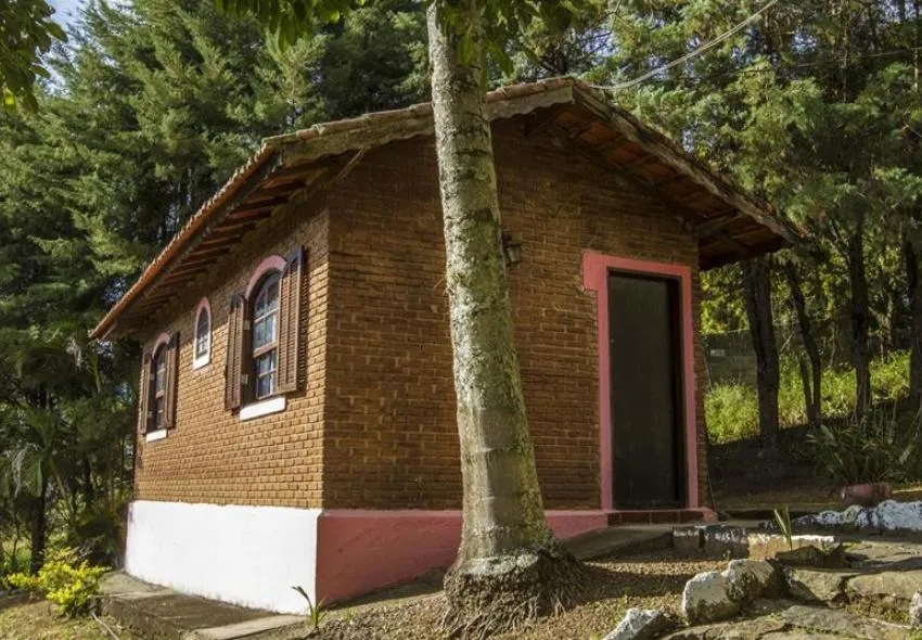 Property building in Pousada Céu de Luz - Próximo a Monte Verde